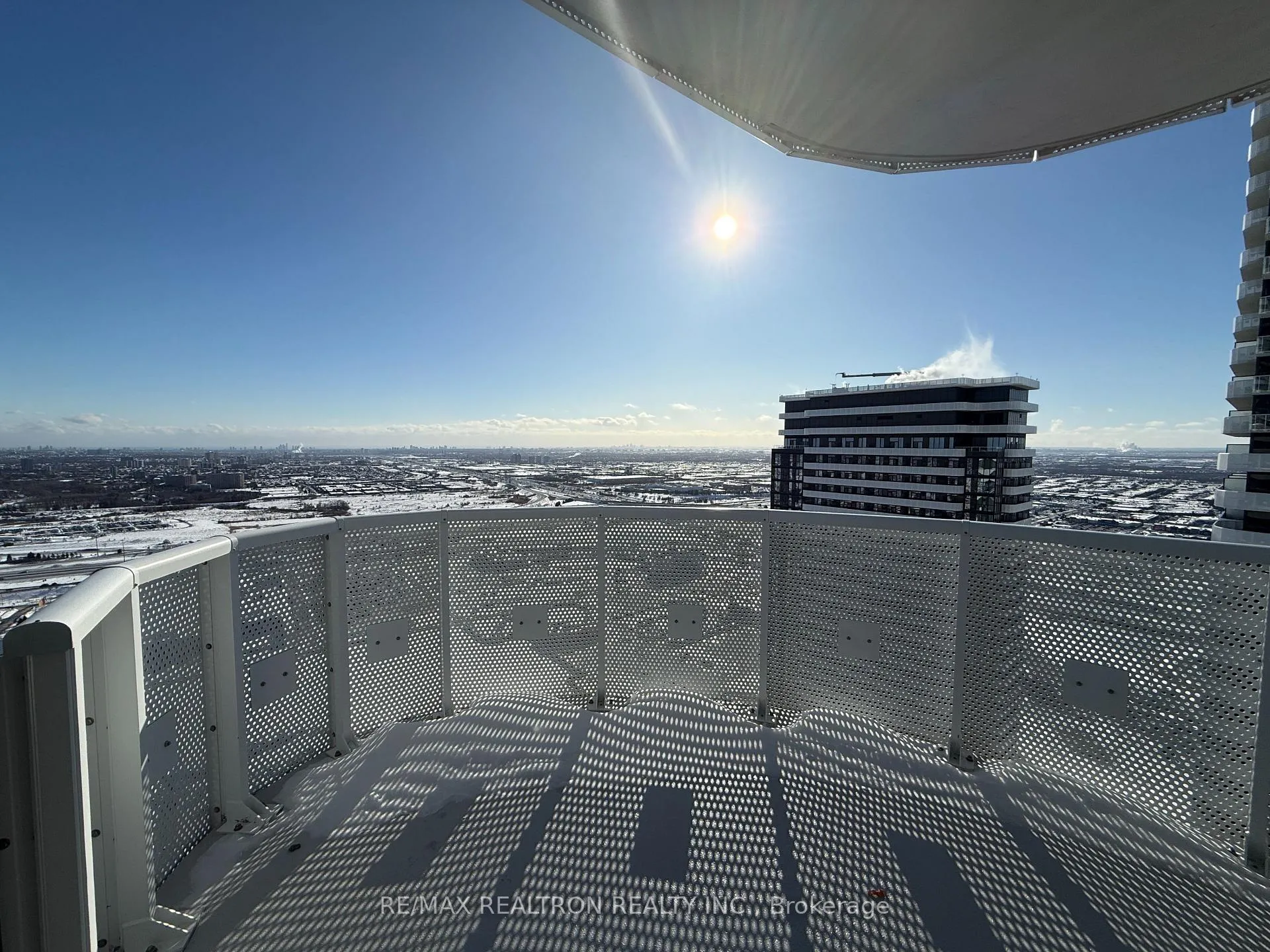Photo 13 of Unit 5112, 8 Interchange Way, Vaughan, Vaughan Corporate Centre — HOMEH