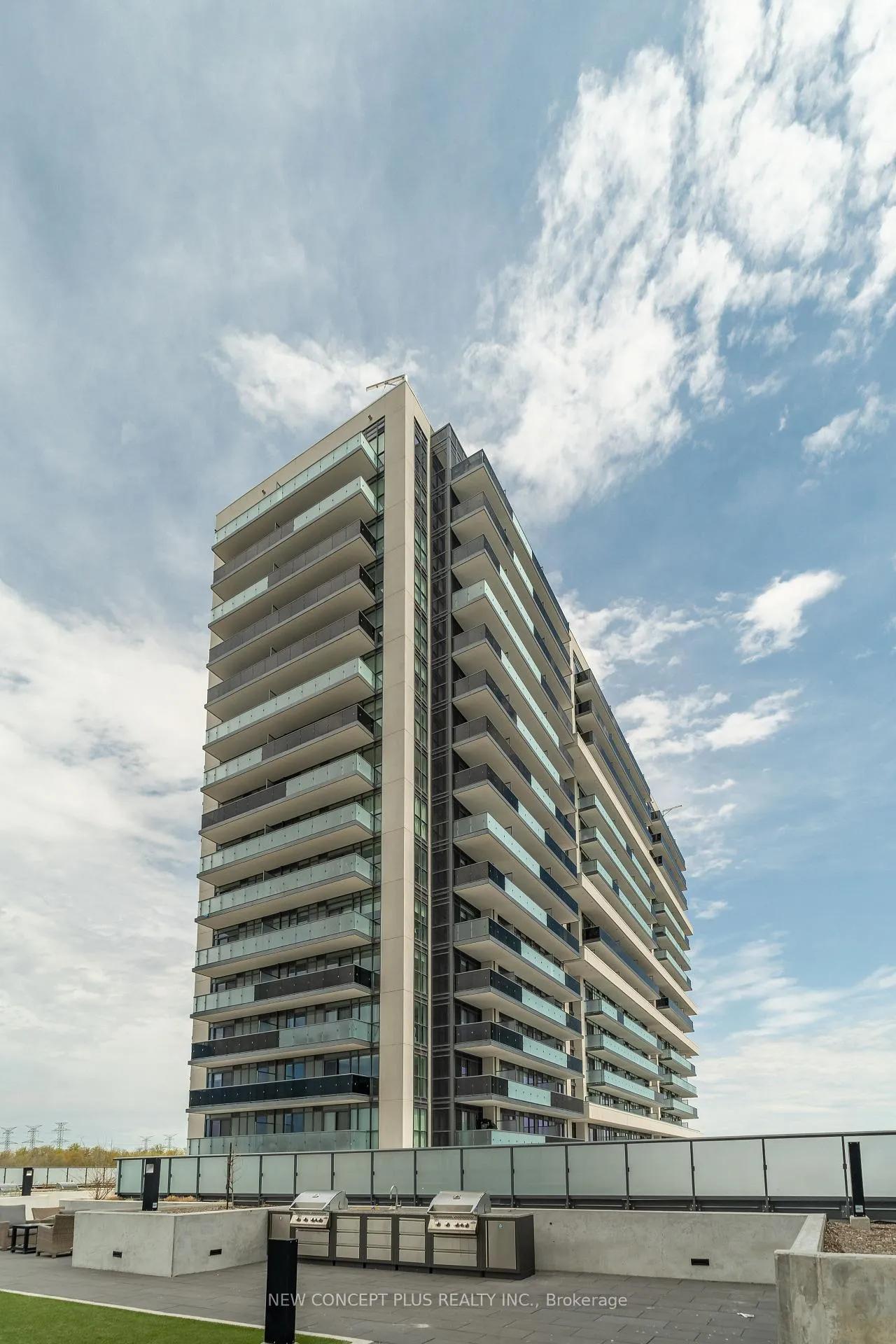 Photo 3 of Unit 622, 2545 Simcoe Street N, Oshawa, Windfields — HOMEH
