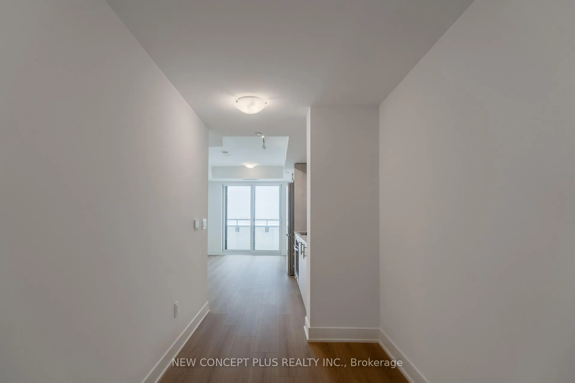 Photo 5 of Unit 622, 2545 Simcoe Street N, Oshawa, Windfields — HOMEH