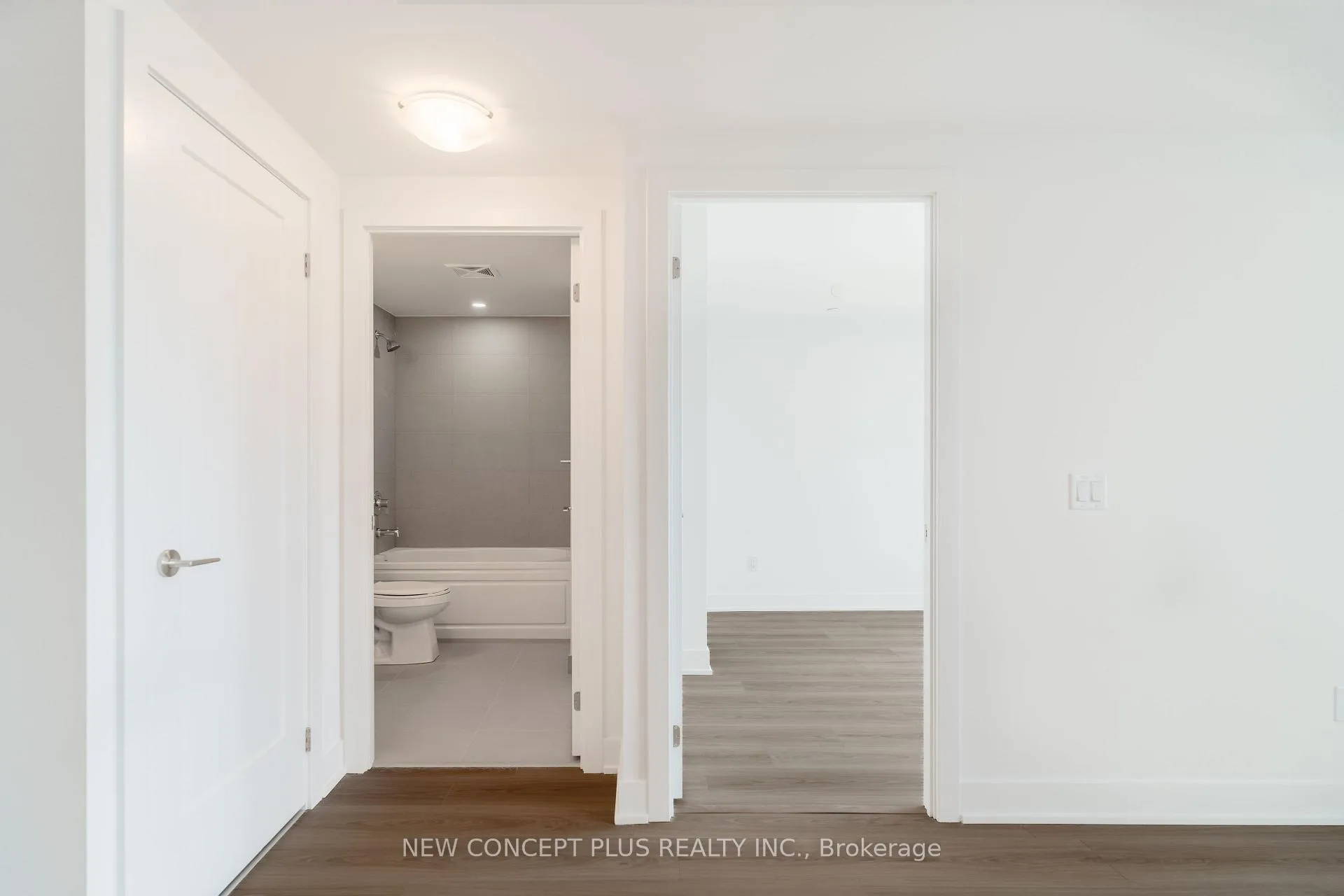 Photo 10 of Unit 622, 2545 Simcoe Street N, Oshawa, Windfields — HOMEH