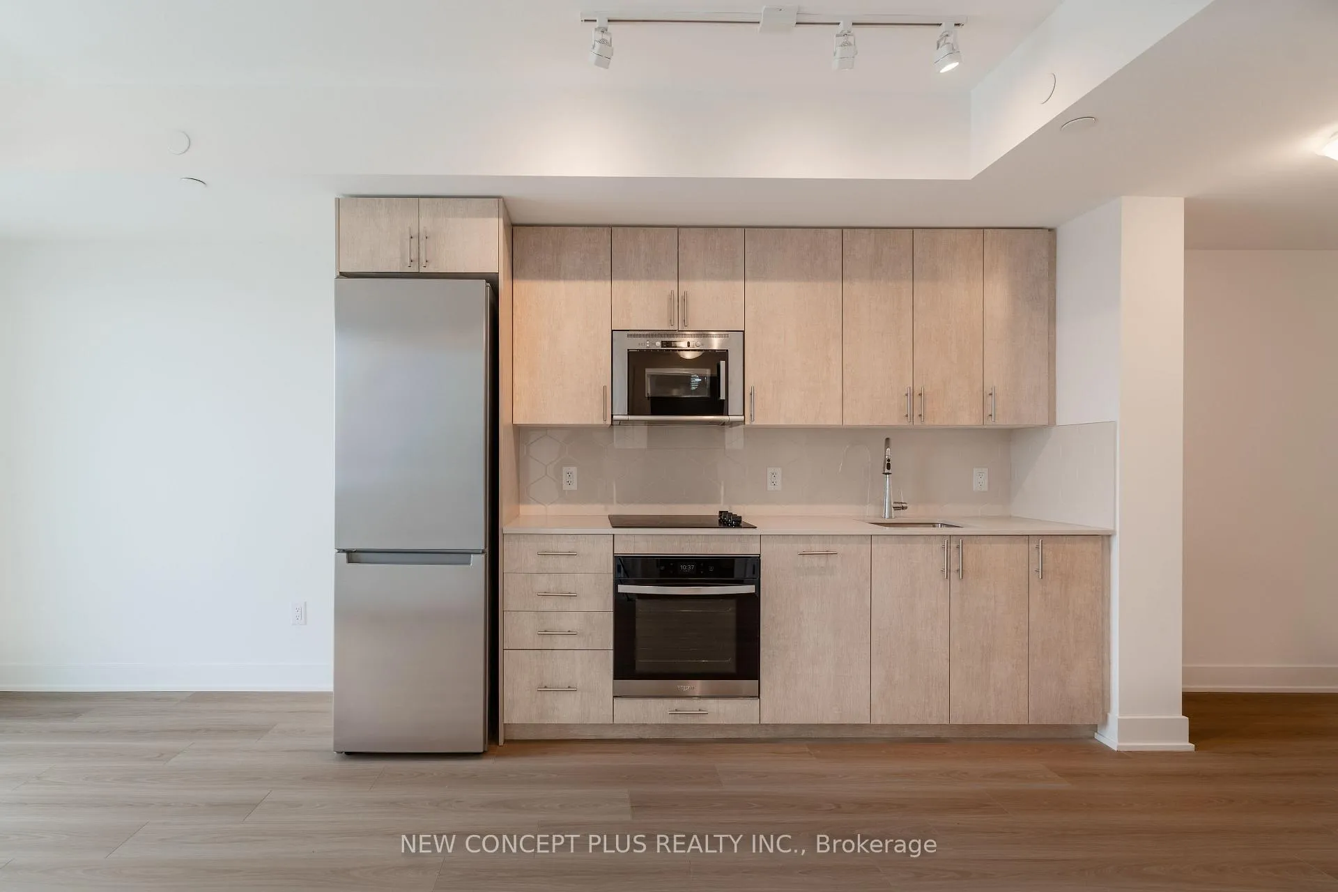 Photo 14 of Unit 622, 2545 Simcoe Street N, Oshawa, Windfields — HOMEH