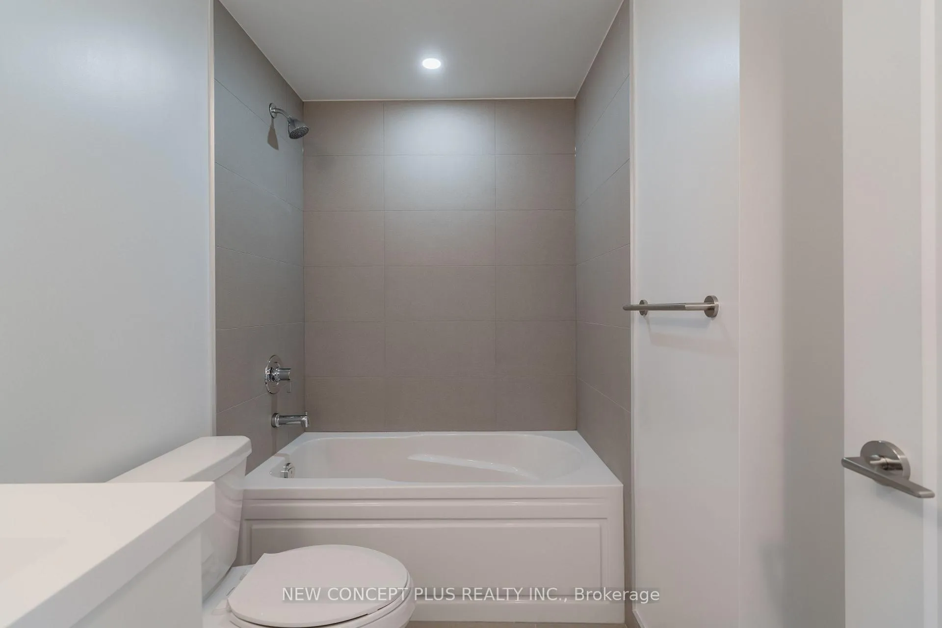 Photo 22 of Unit 622, 2545 Simcoe Street N, Oshawa, Windfields — HOMEH