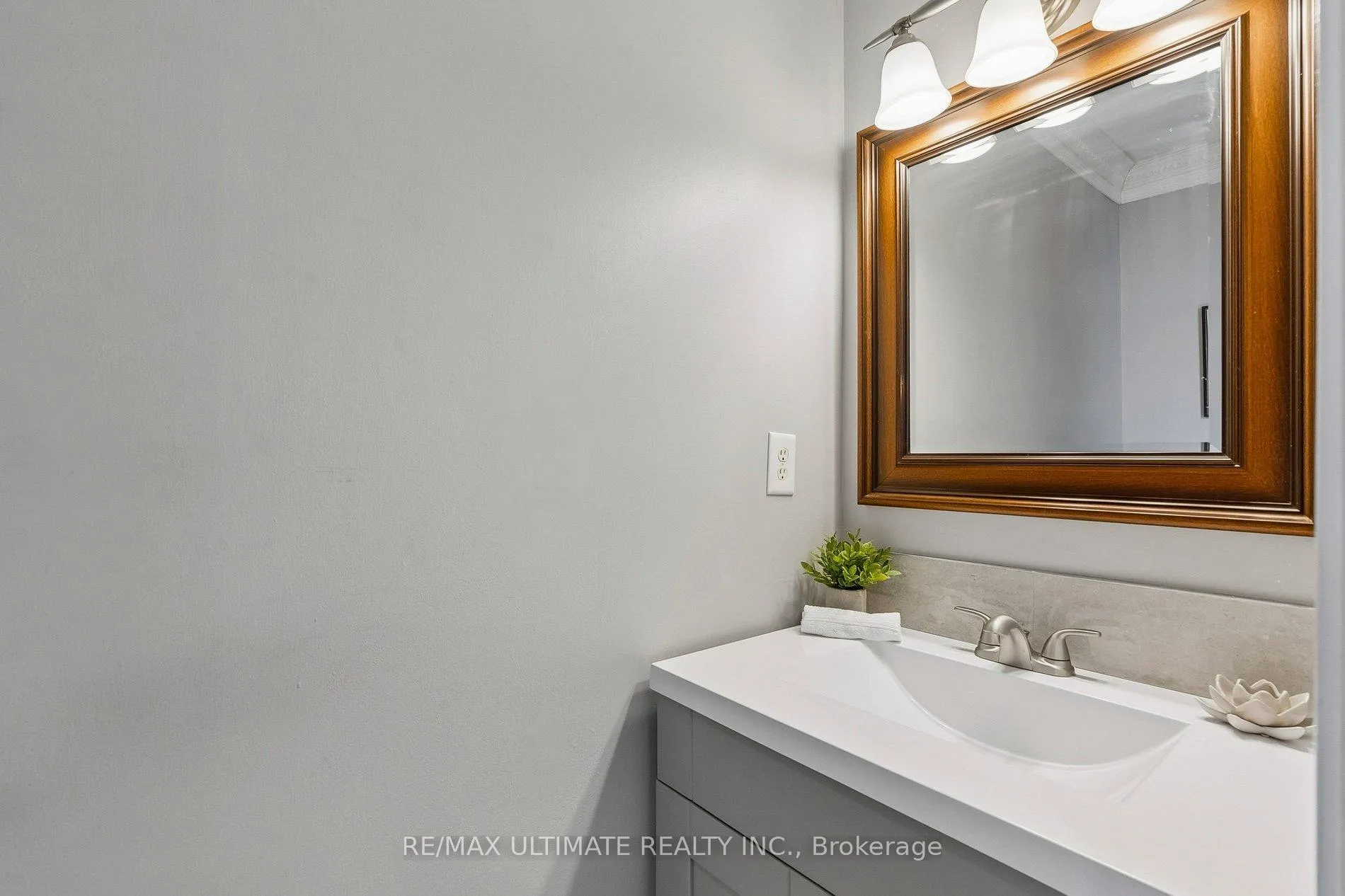 Photo 5 of 205 Walkerville Road, Markham, Cornell — HOMEH