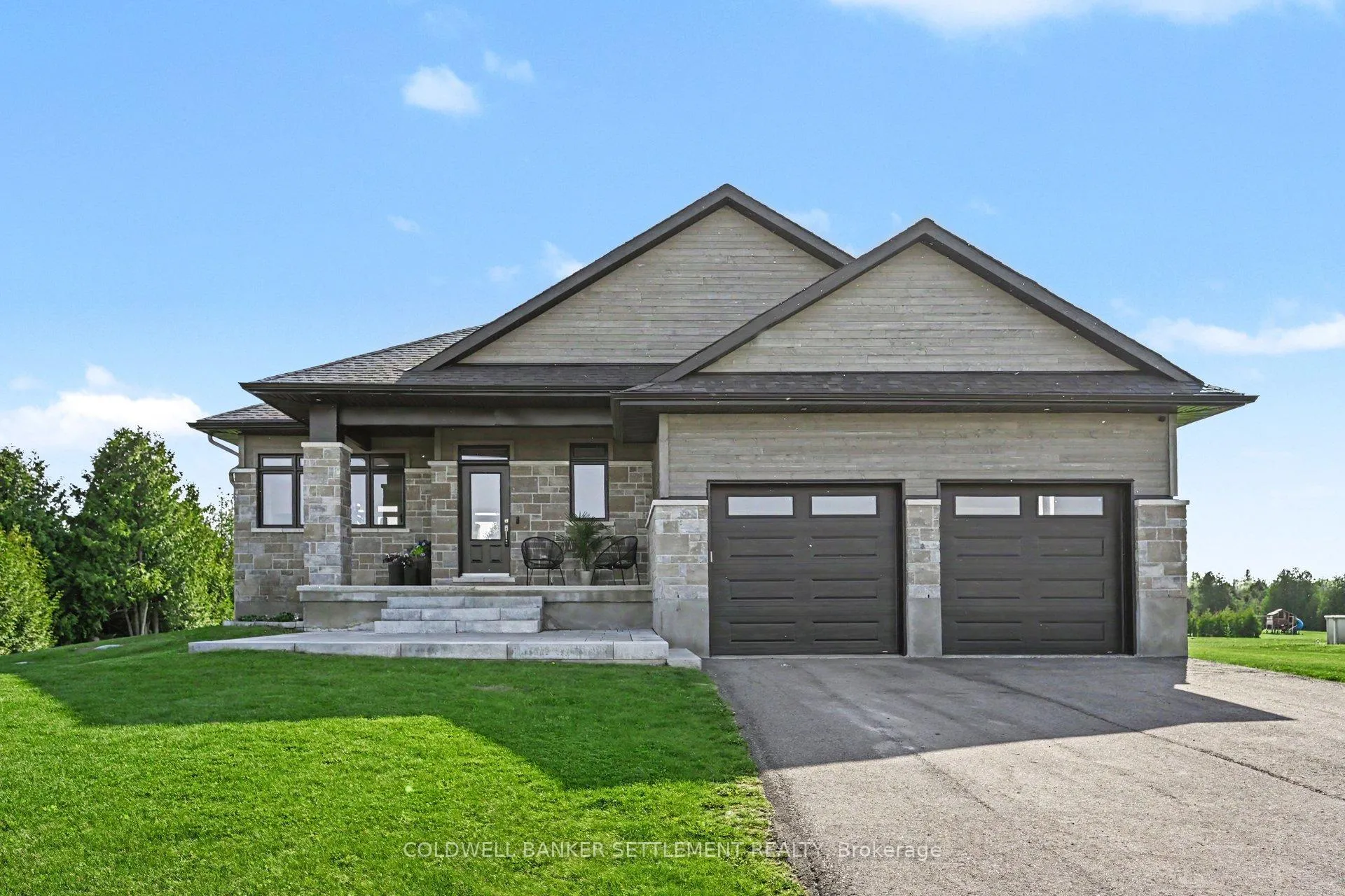 Photo 2 of 155 Harold Jones Way, Beckwith, Beckwith Twp — HOMEH