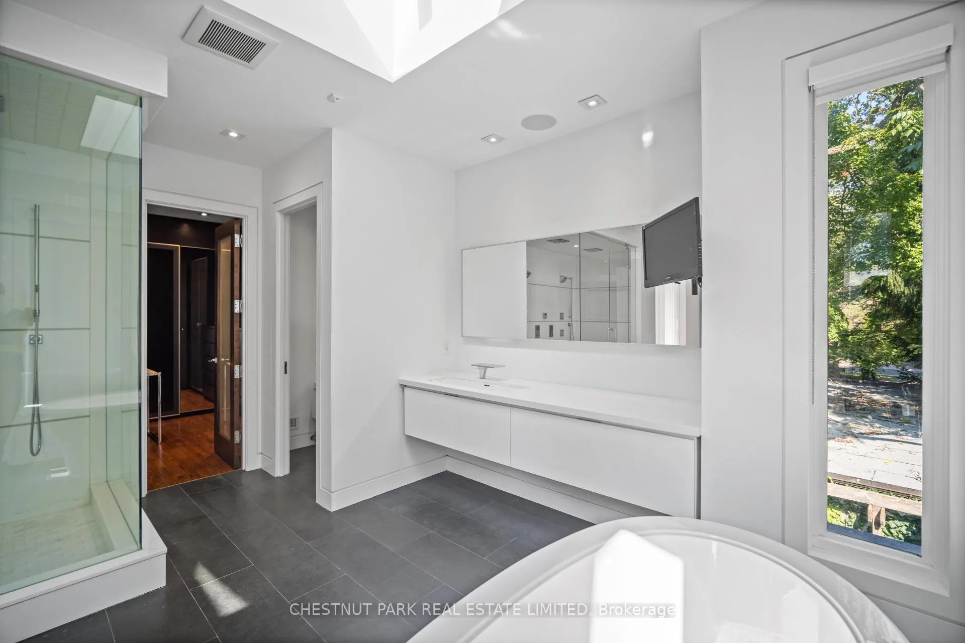 Photo 20 of 99 Crescent Road, Toronto, Rosedale-Moore Park — HOMEH