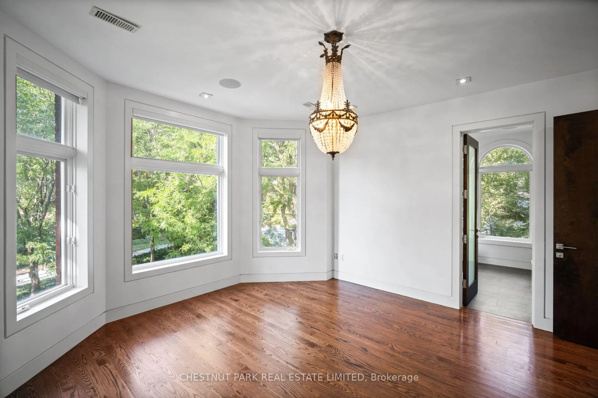 Photo 23 of 99 Crescent Road, Toronto, Rosedale-Moore Park — HOMEH