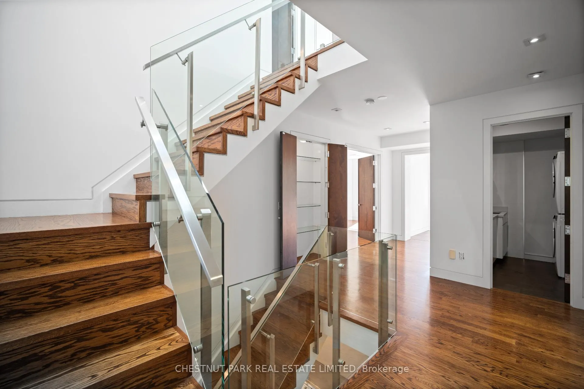 Photo 26 of 99 Crescent Road, Toronto, Rosedale-Moore Park — HOMEH