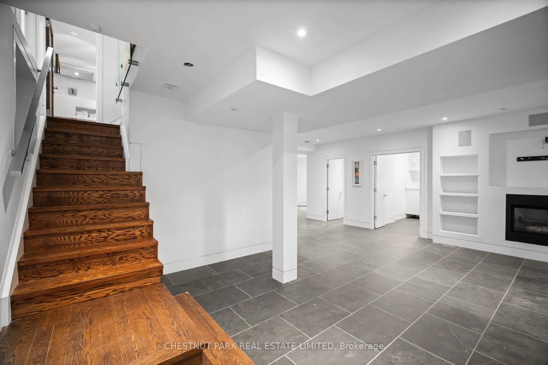 Photo 32 of 99 Crescent Road, Toronto, Rosedale-Moore Park — HOMEH