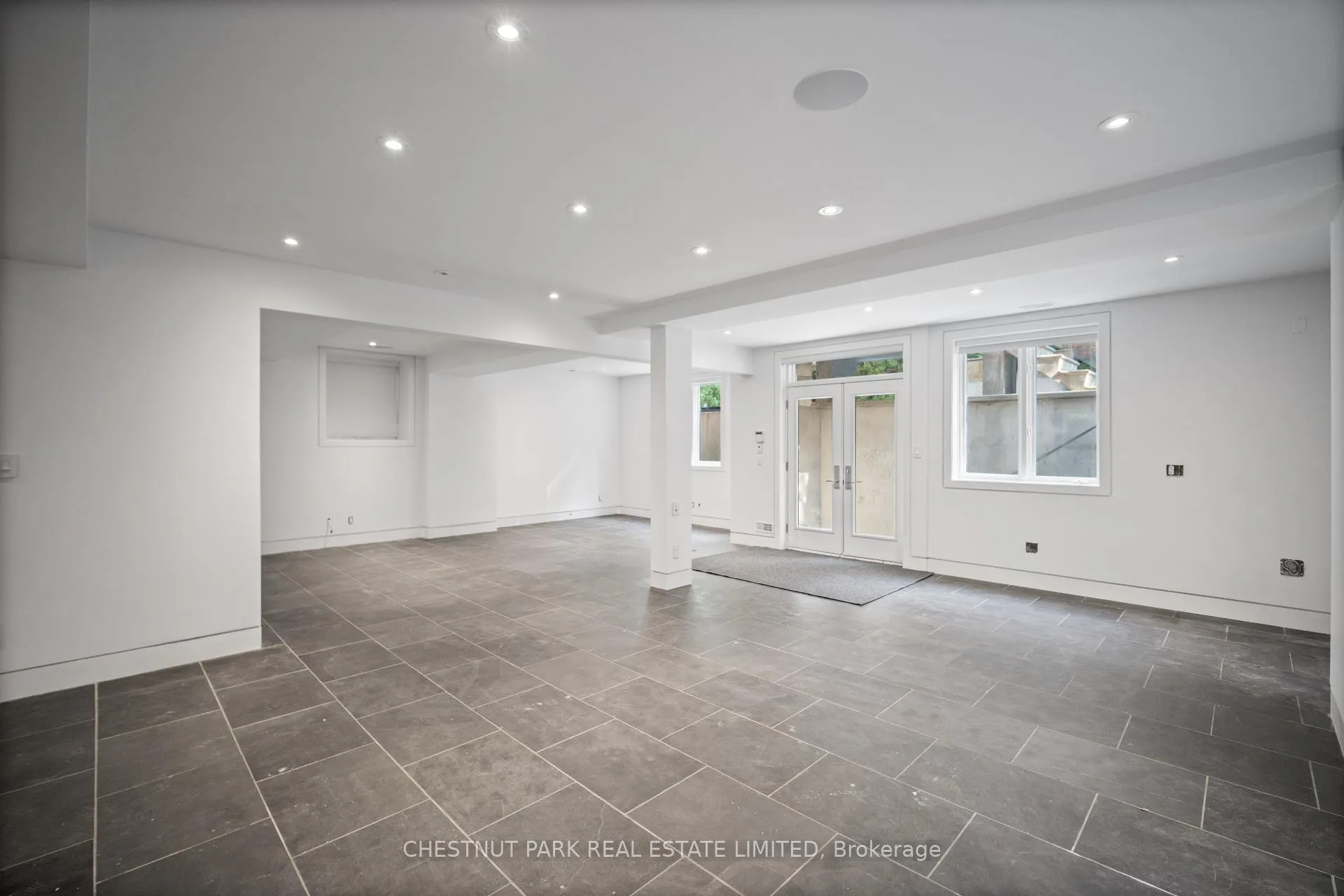 Photo 36 of 99 Crescent Road, Toronto, Rosedale-Moore Park — HOMEH