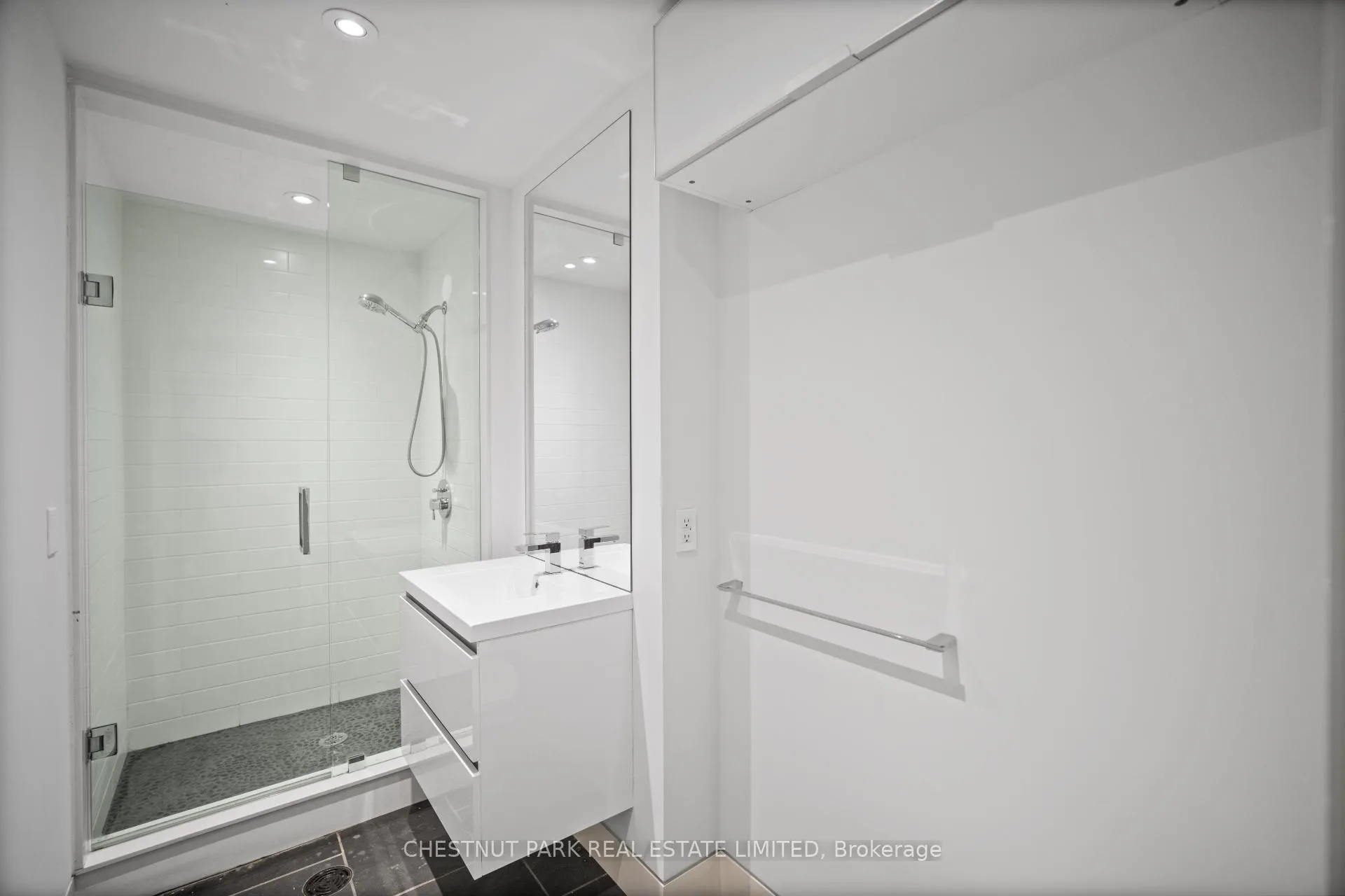 Photo 37 of 99 Crescent Road, Toronto, Rosedale-Moore Park — HOMEH