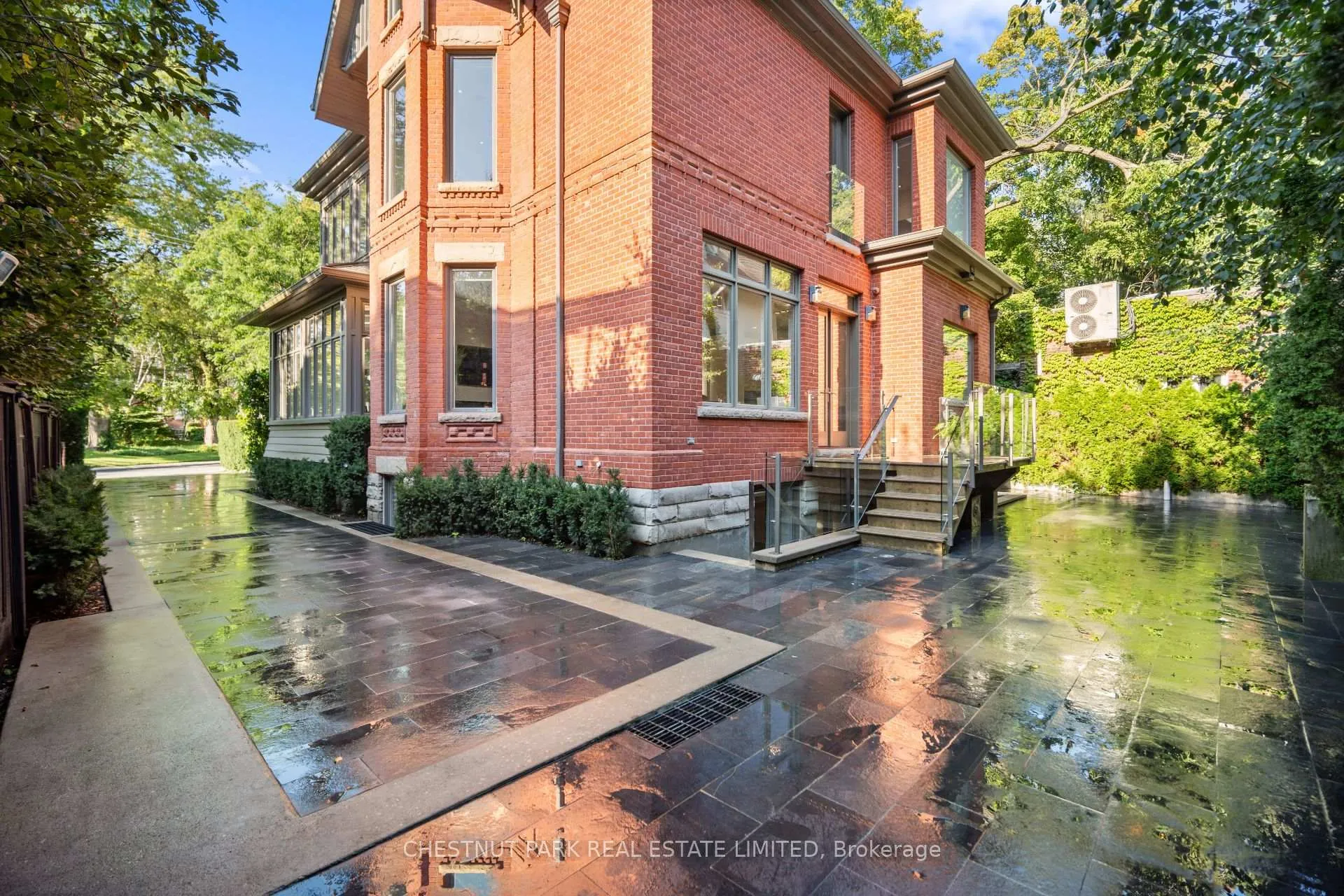 Photo 43 of 99 Crescent Road, Toronto, Rosedale-Moore Park — HOMEH