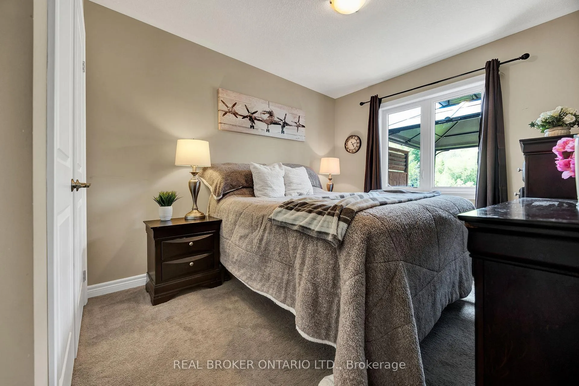 Photo 14 of 26 Limera Avenue, Woolwich — HOMEH