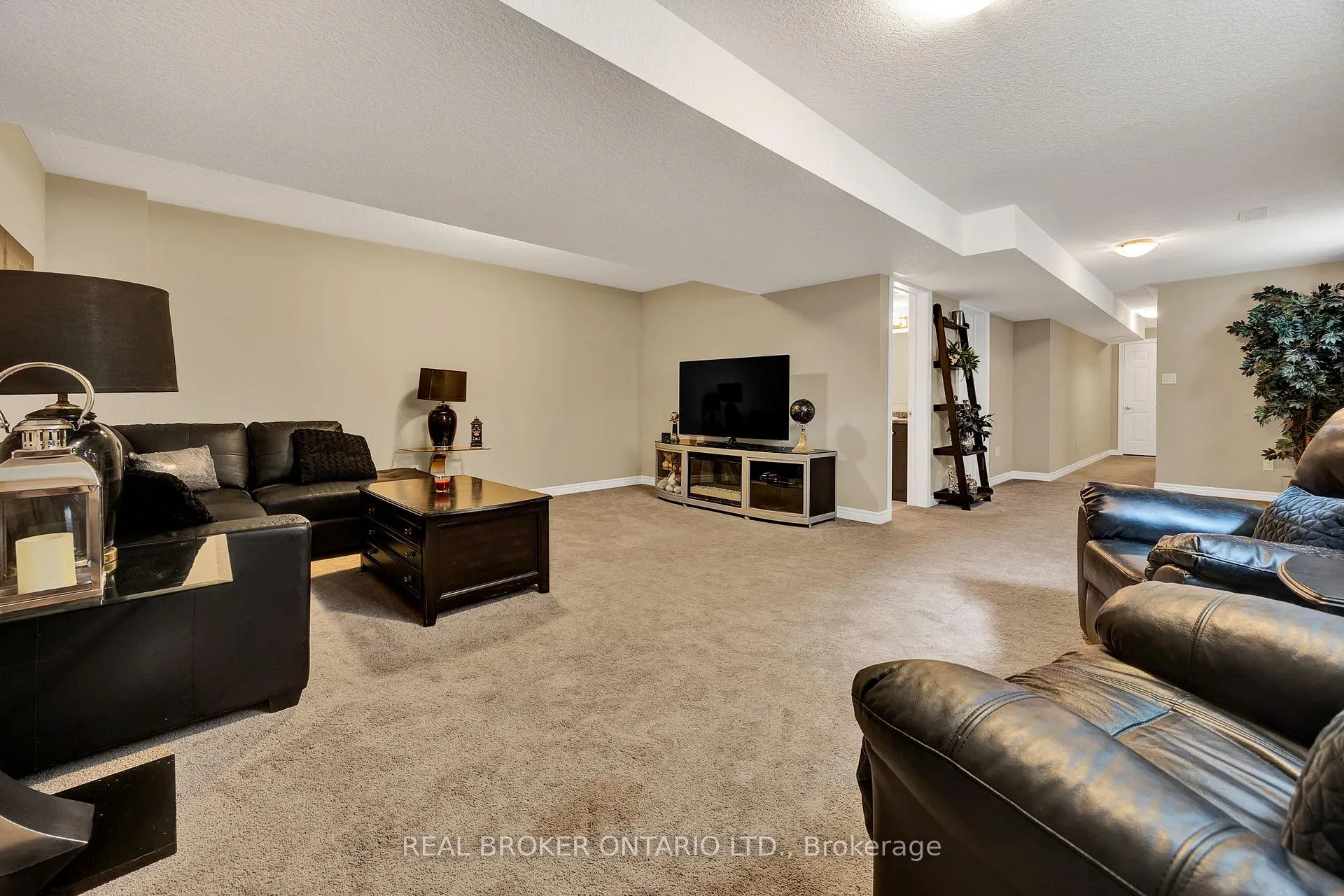 Photo 33 of 26 Limera Avenue, Woolwich — HOMEH