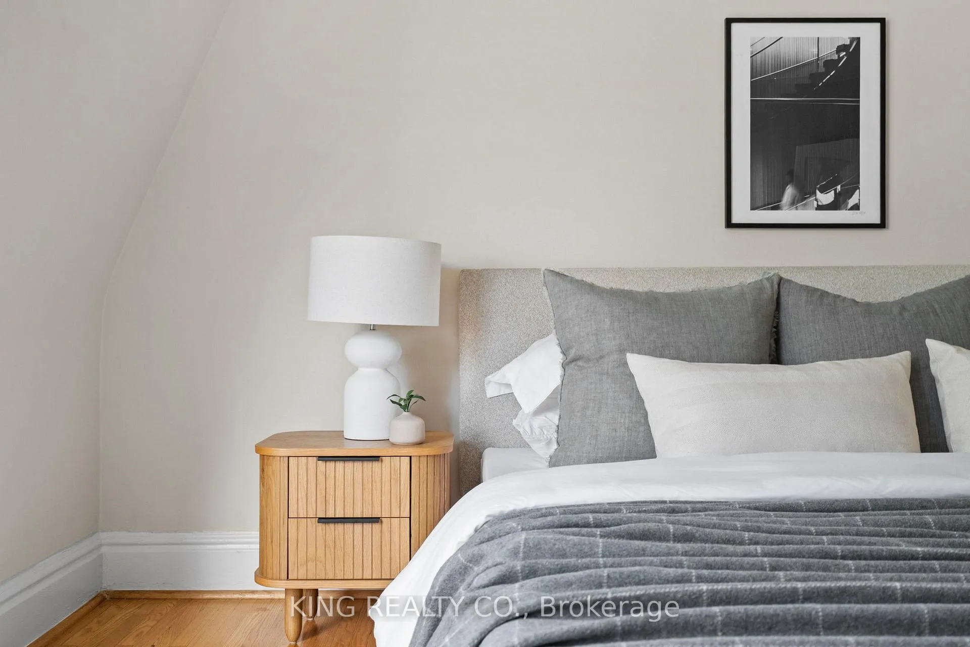 Photo 20 of 83 Olive Avenue, Toronto, The Annex — HOMEH