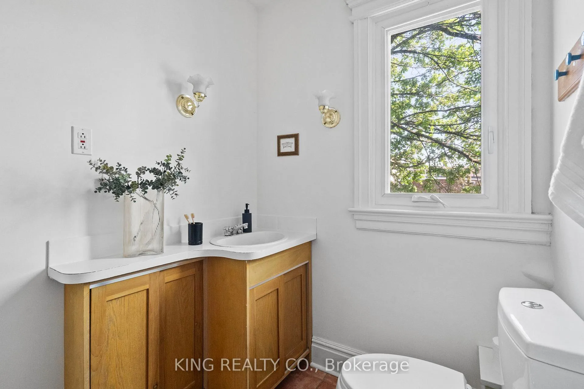 Photo 30 of 83 Olive Avenue, Toronto, The Annex — HOMEH