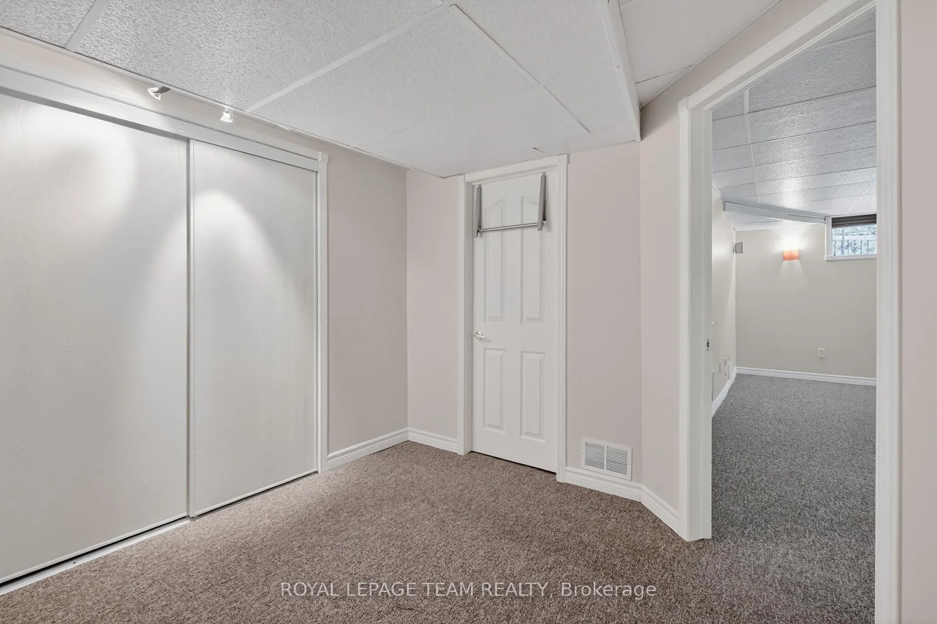 Photo 41 of 23 Chantilly Gate, Ottawa, Stittsville (North) — HOMEH