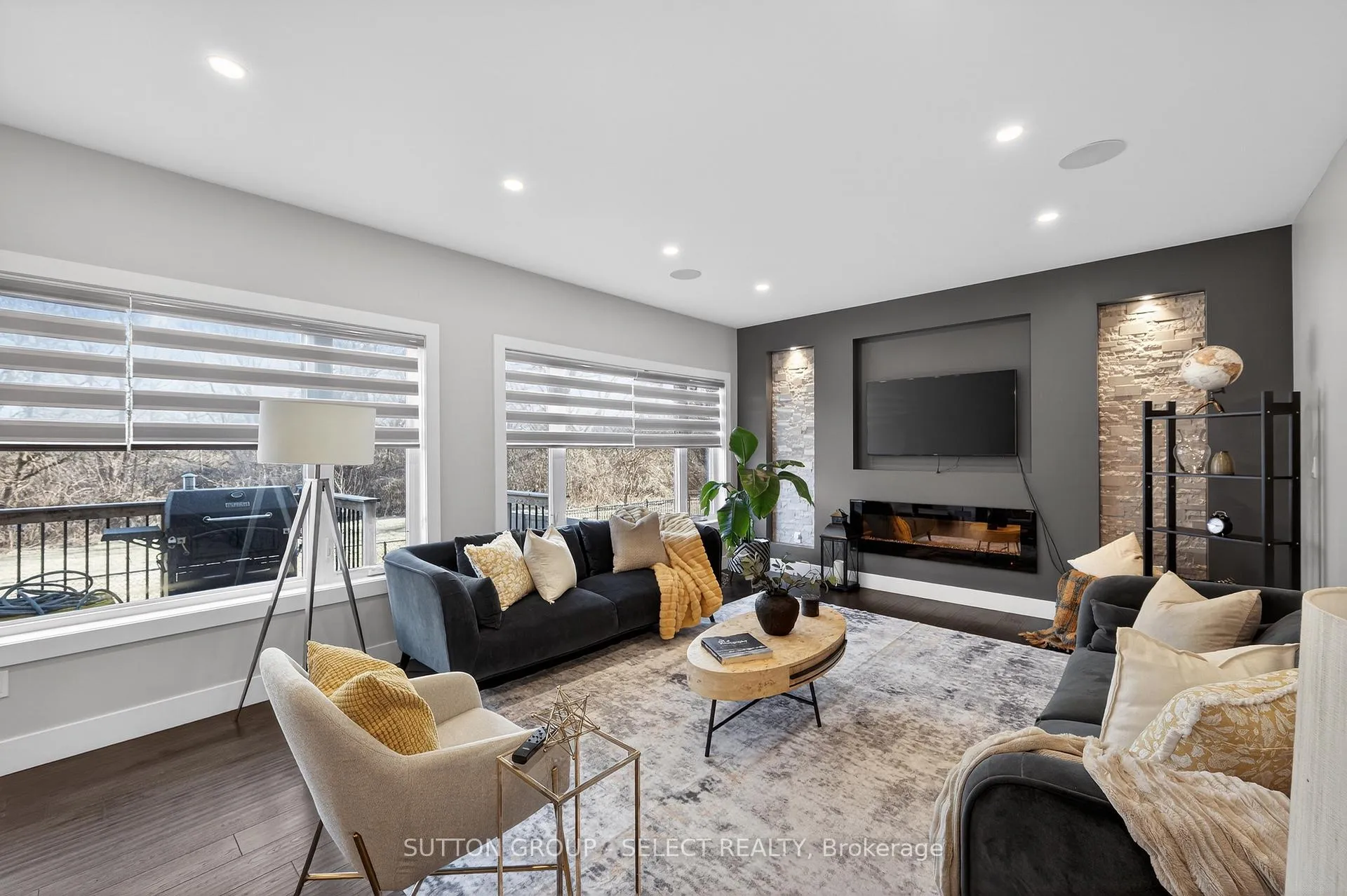 Photo 5 of 211 Union Avenue, Middlesex Centre, Komoka — HOMEH
