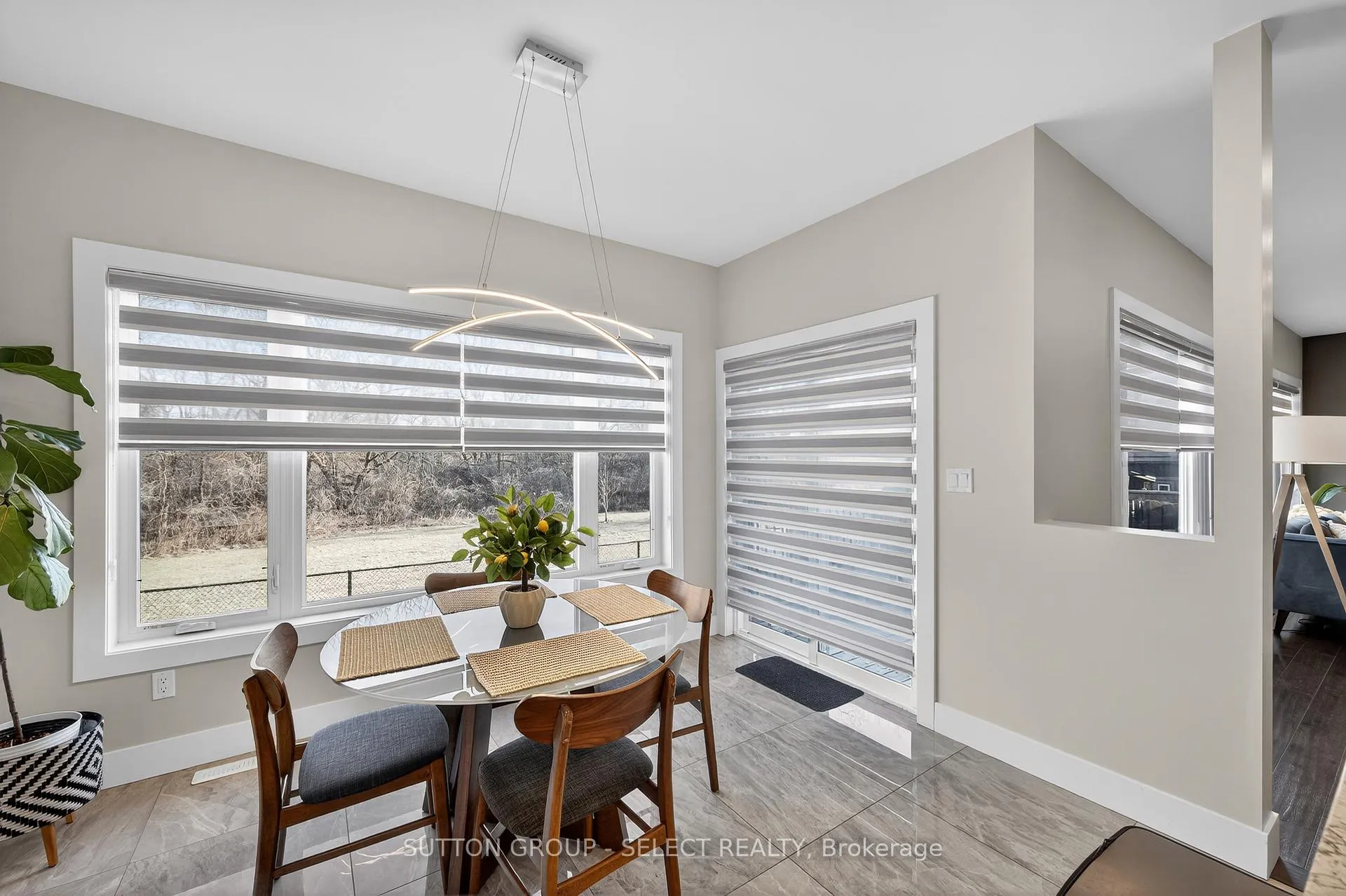 Photo 12 of 211 Union Avenue, Middlesex Centre, Komoka — HOMEH
