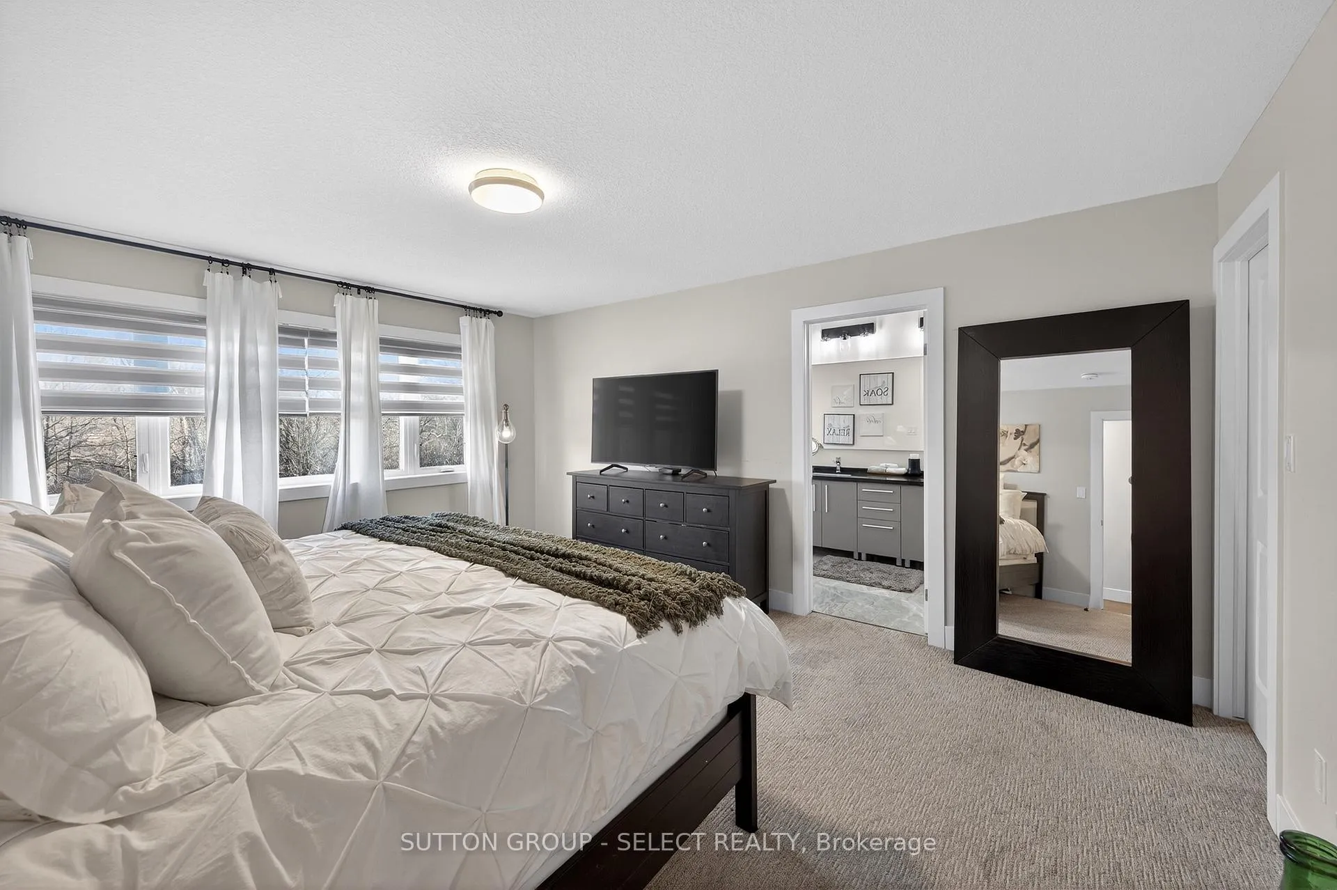 Photo 18 of 211 Union Avenue, Middlesex Centre, Komoka — HOMEH