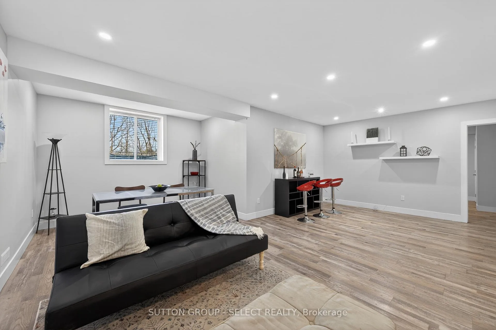 Photo 27 of 211 Union Avenue, Middlesex Centre, Komoka — HOMEH