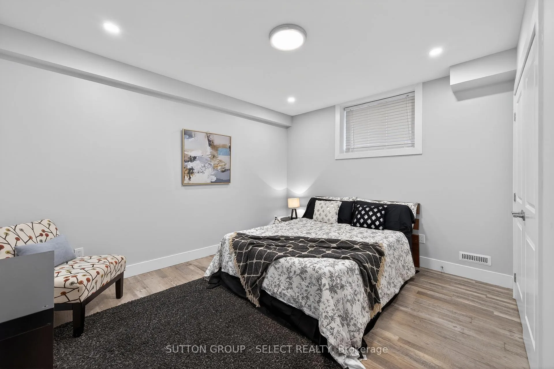Photo 29 of 211 Union Avenue, Middlesex Centre, Komoka — HOMEH