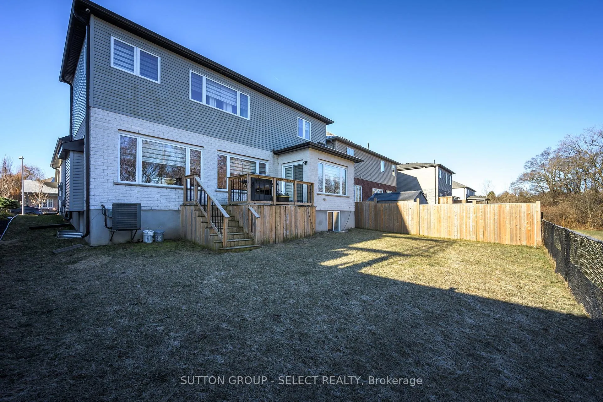 Photo 36 of 211 Union Avenue, Middlesex Centre, Komoka — HOMEH