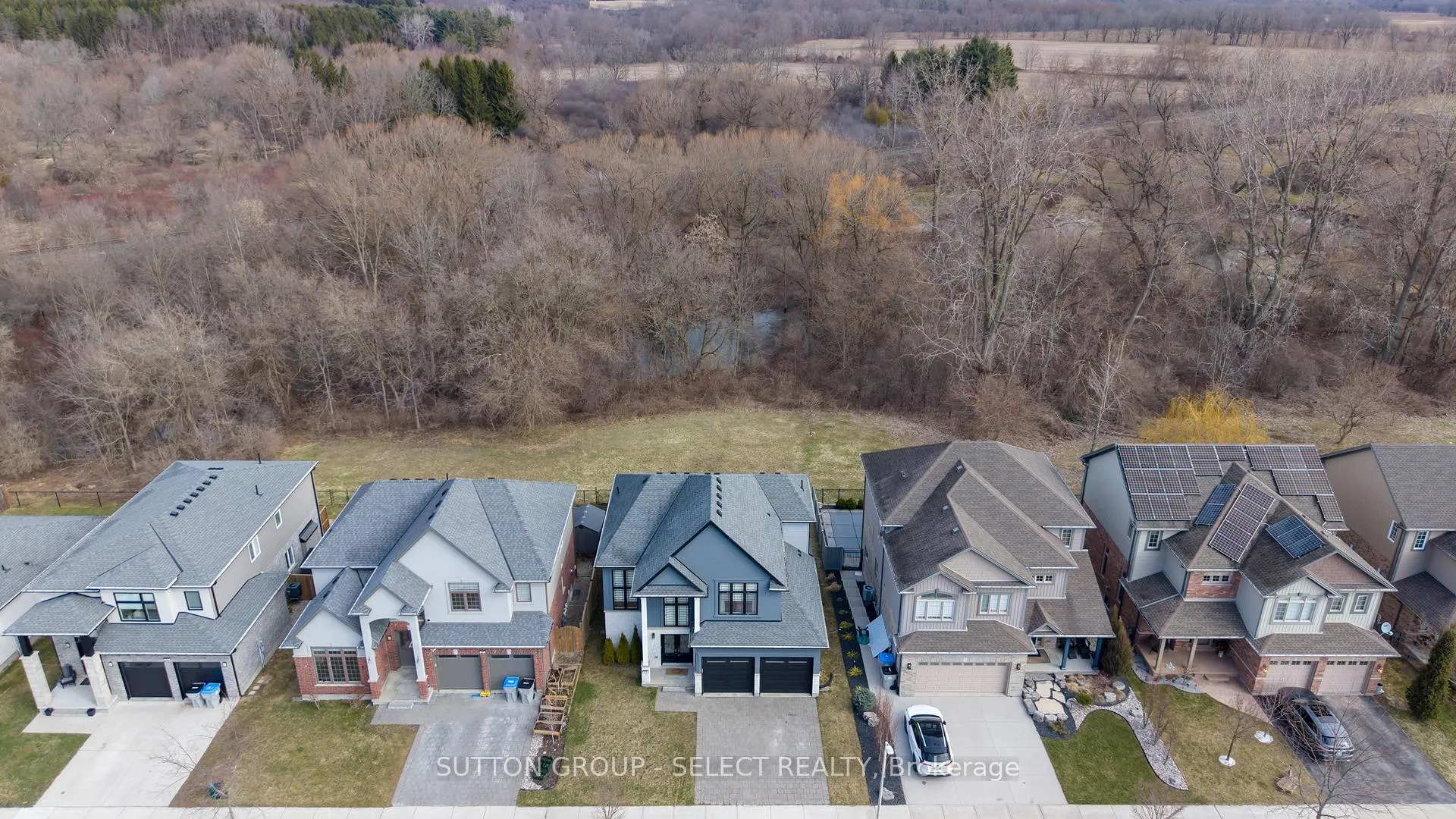 Photo 37 of 211 Union Avenue, Middlesex Centre, Komoka — HOMEH