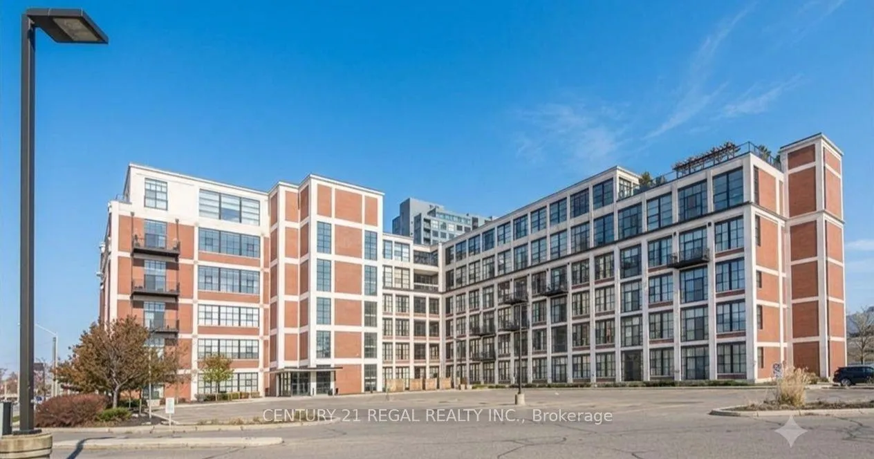 Photo 3 of Unit 102, 404 King Street W, Kitchener, City Commercial Core — HOMEH