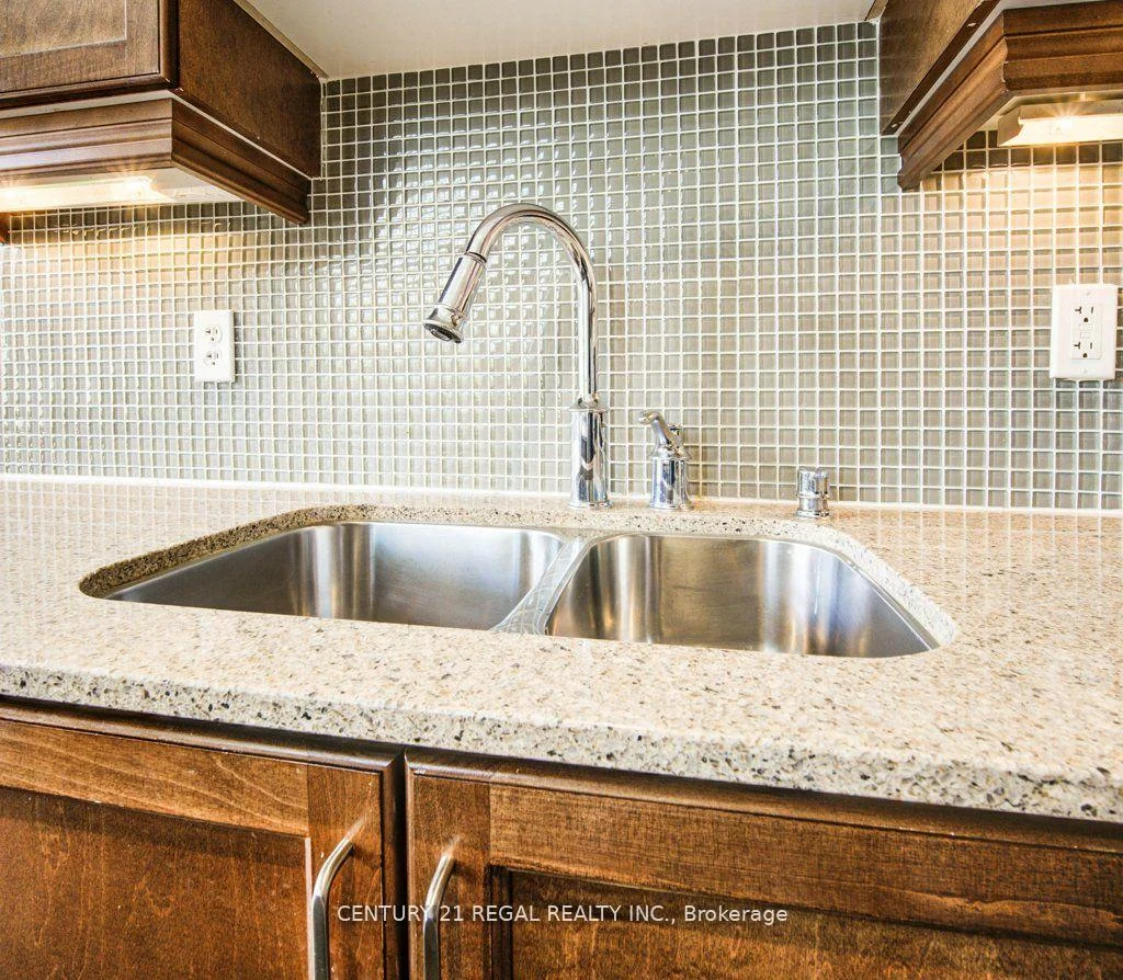 Photo 11 of Unit 102, 404 King Street W, Kitchener, City Commercial Core — HOMEH