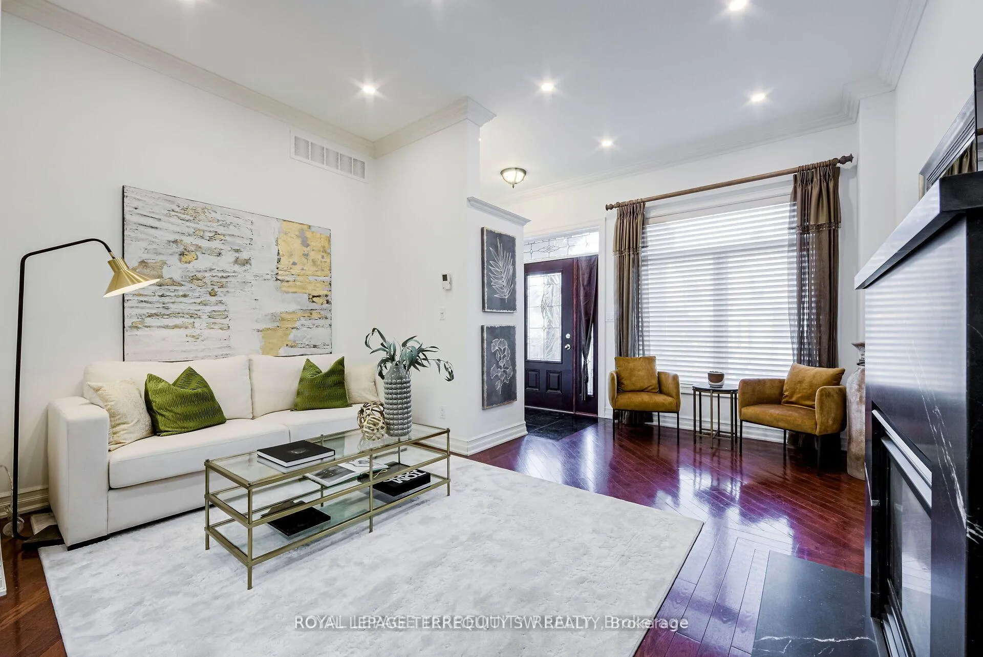 Photo 7 of 329 Lippincott Street, Toronto, University — HOMEH