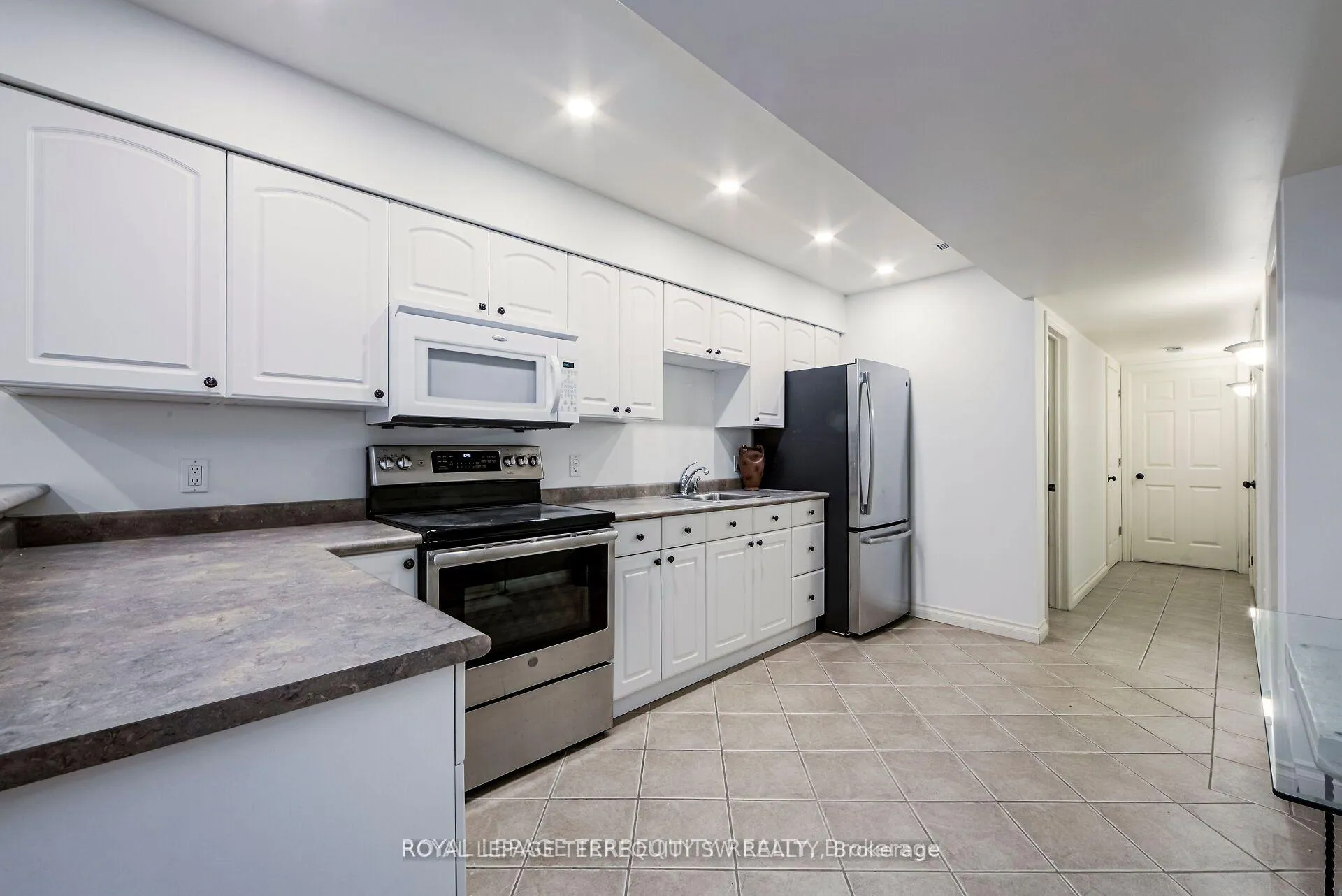 Photo 36 of 329 Lippincott Street, Toronto, University — HOMEH