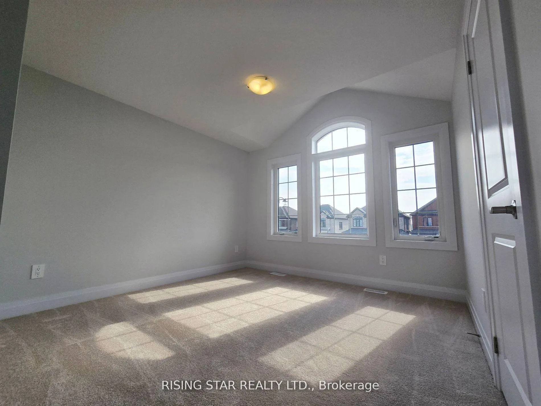 Photo 16 of 177 St Joseph Road, Kawartha Lakes, Lindsay — HOMEH