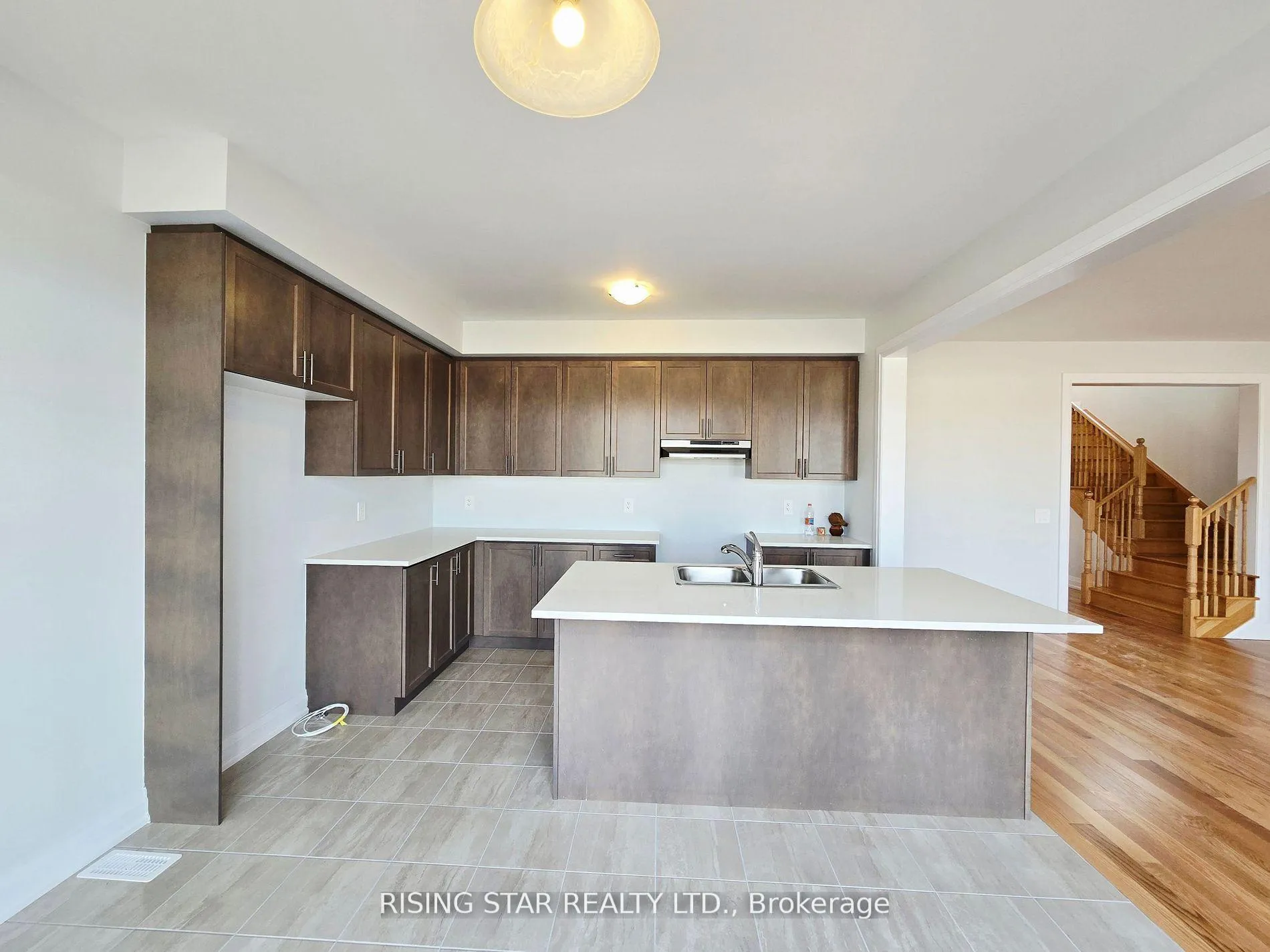 Photo 19 of 177 St Joseph Road, Kawartha Lakes, Lindsay — HOMEH