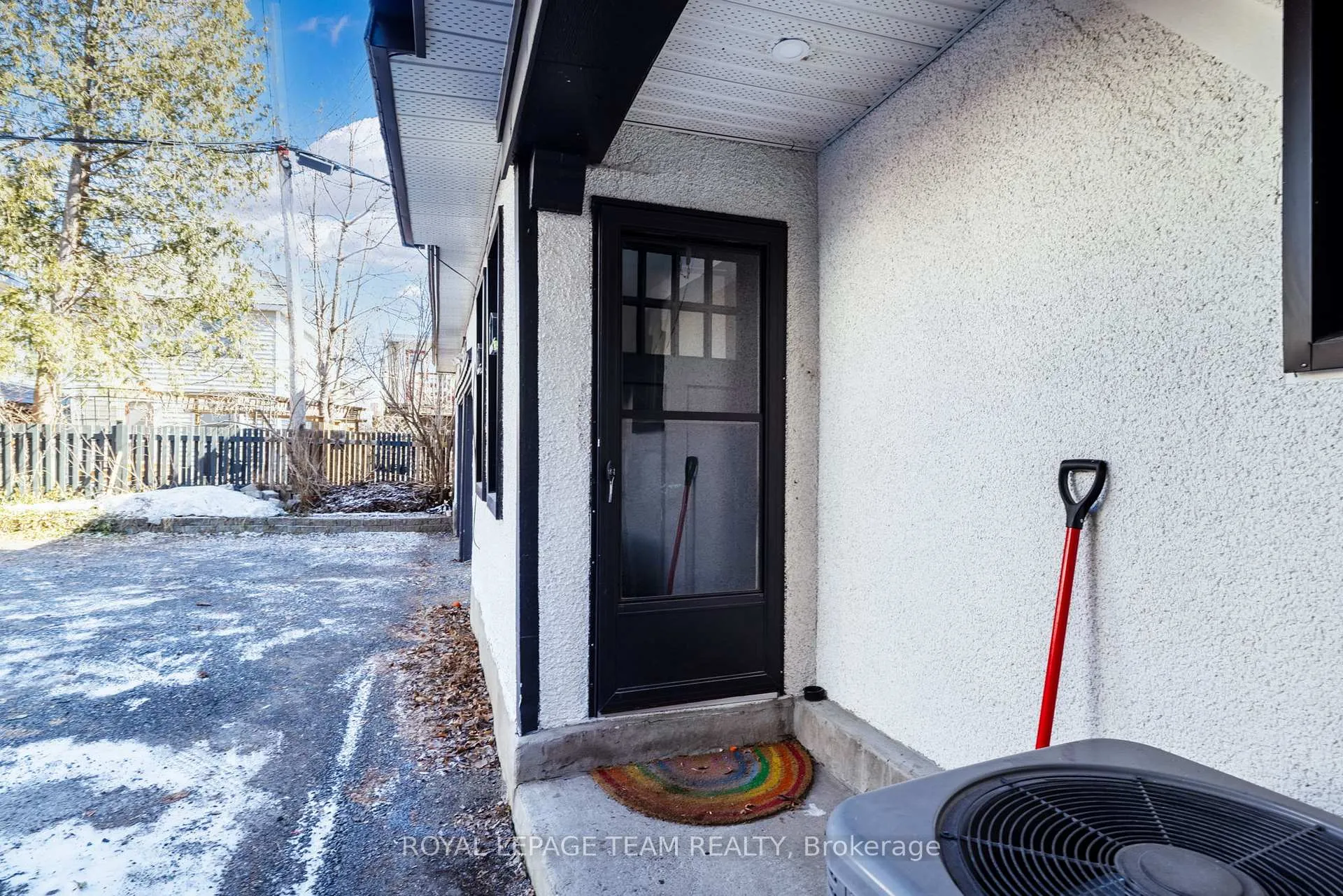 Photo 10 of Unit B, 325 Hinchey Avenue, Ottawa, Hintonburg — HOMEH