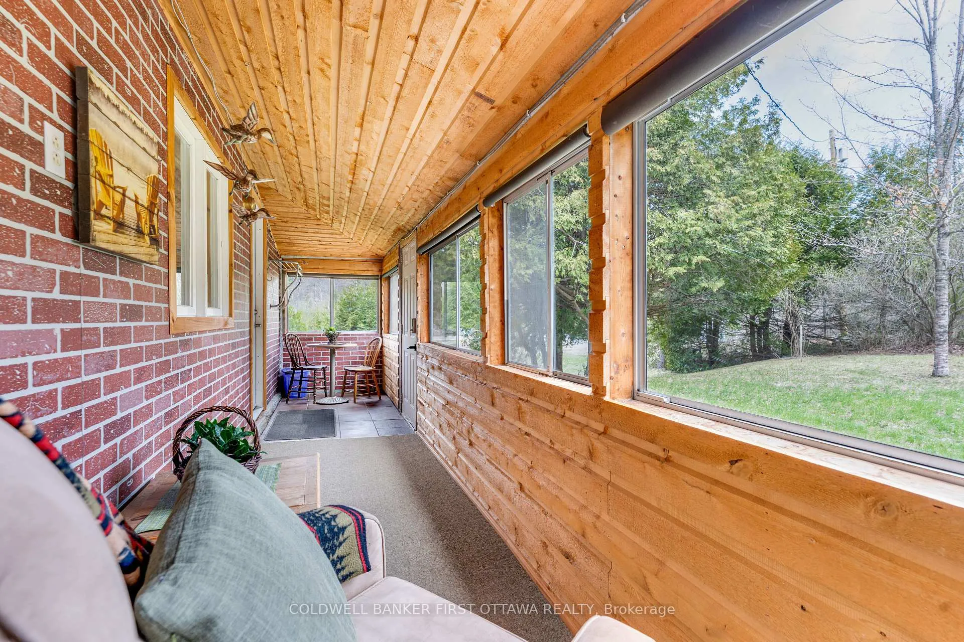 Photo 6 of 1025 Arcol Road, Frontenac, Frontenac North — HOMEH