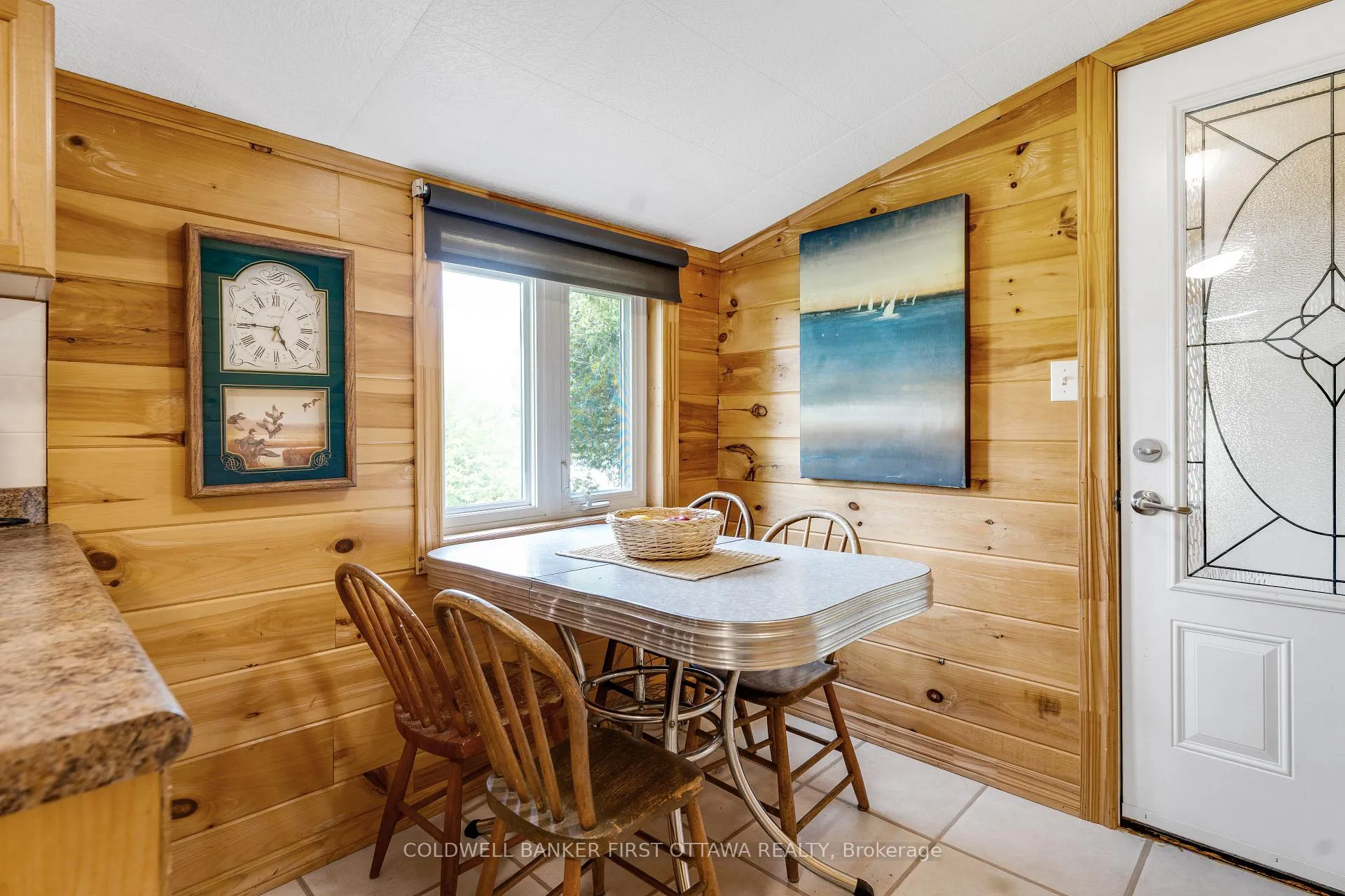 Photo 9 of 1025 Arcol Road, Frontenac, Frontenac North — HOMEH