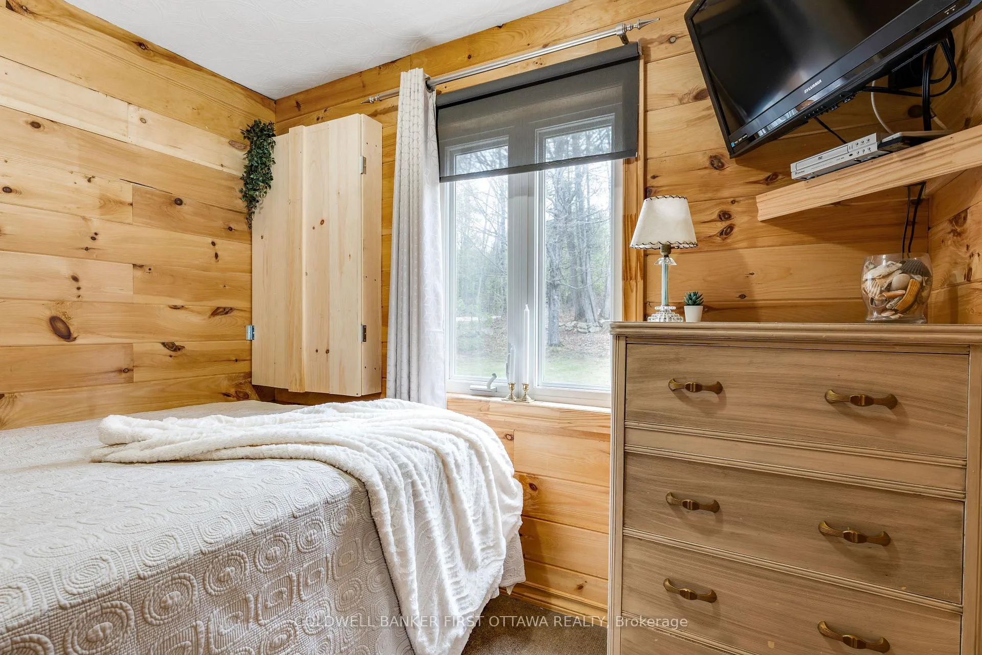 Photo 18 of 1025 Arcol Road, Frontenac, Frontenac North — HOMEH