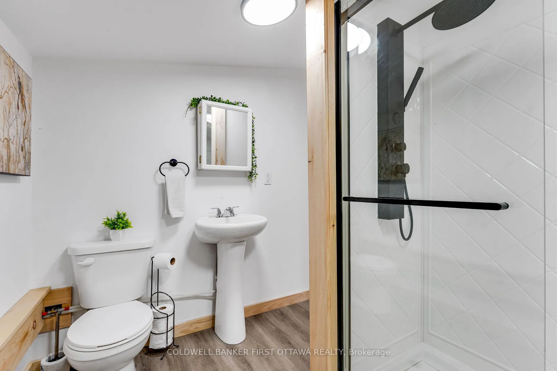 Photo 20 of 1025 Arcol Road, Frontenac, Frontenac North — HOMEH