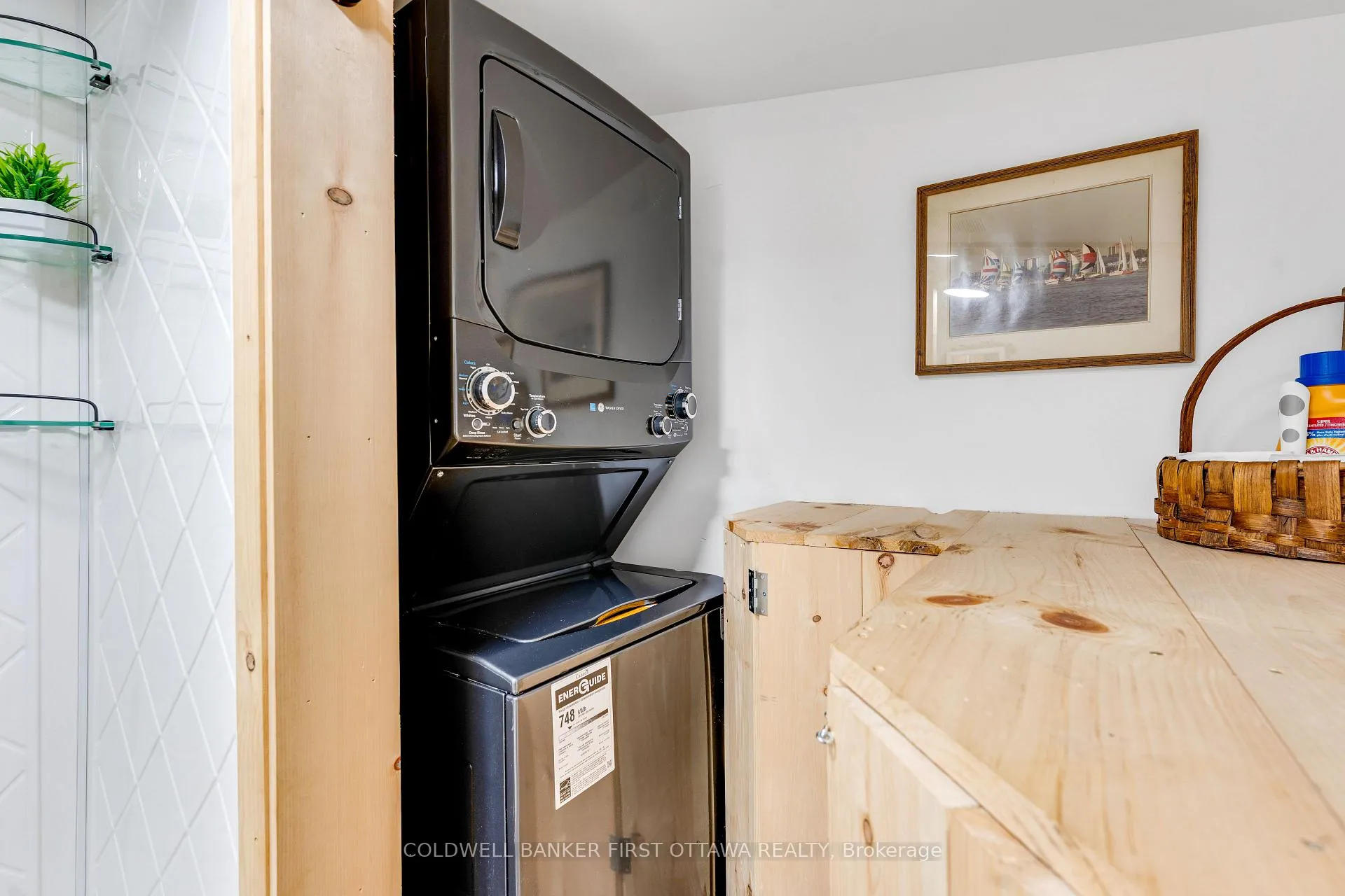 Photo 22 of 1025 Arcol Road, Frontenac, Frontenac North — HOMEH