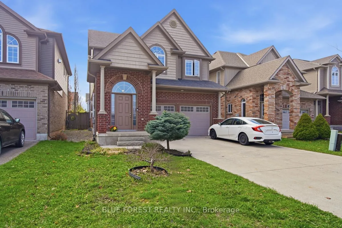 Photo 2 of 1408 Devos Drive, London, North C — HOMEH