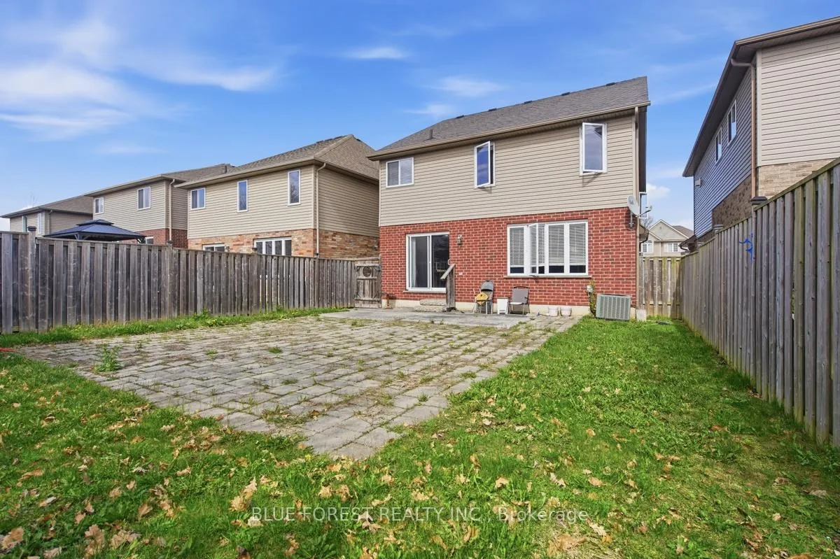 Photo 39 of 1408 Devos Drive, London, North C — HOMEH
