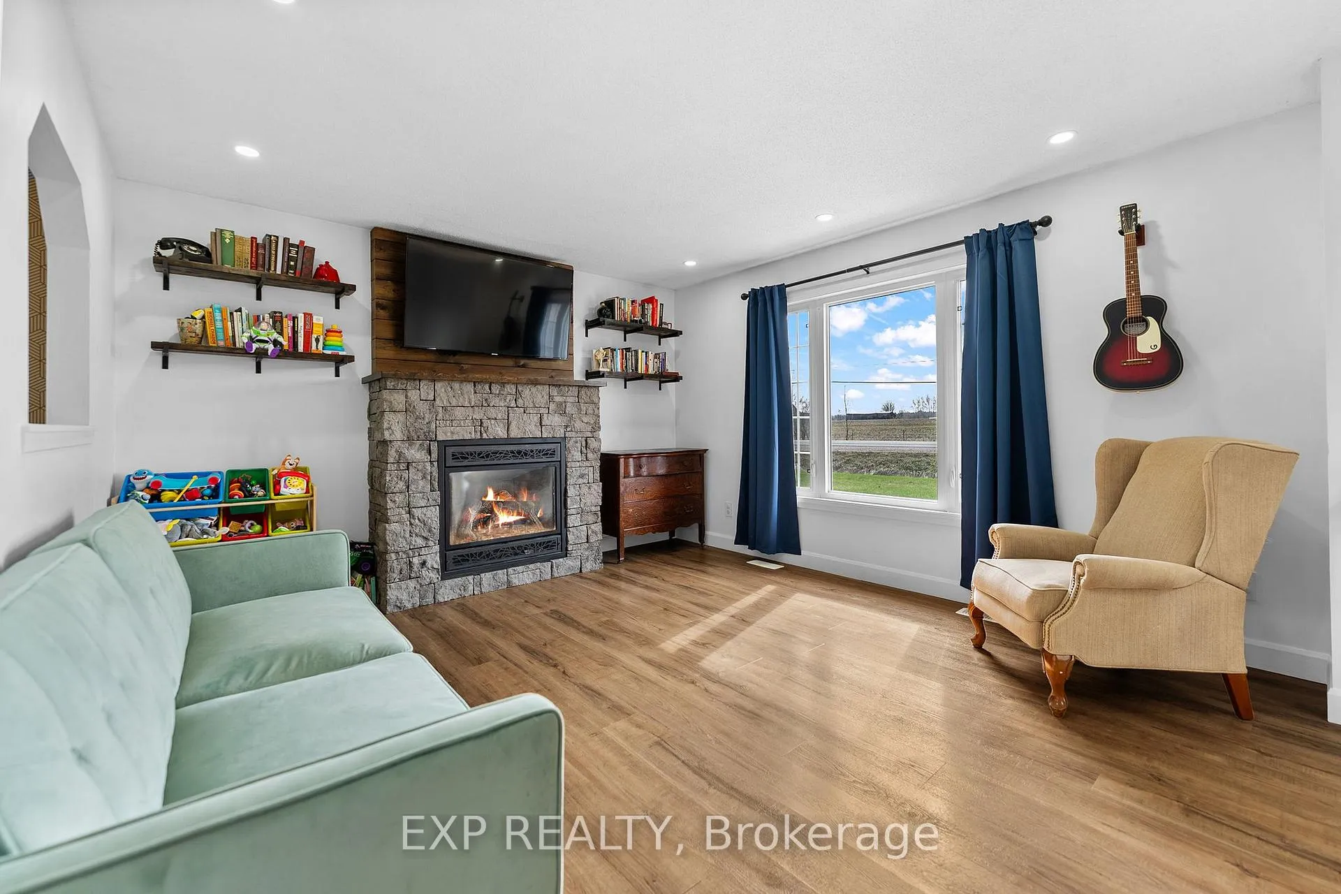 Photo 4 of 1629 White Lake Road, McNab/Braeside, Mcnab/Braeside Twps — HOMEH