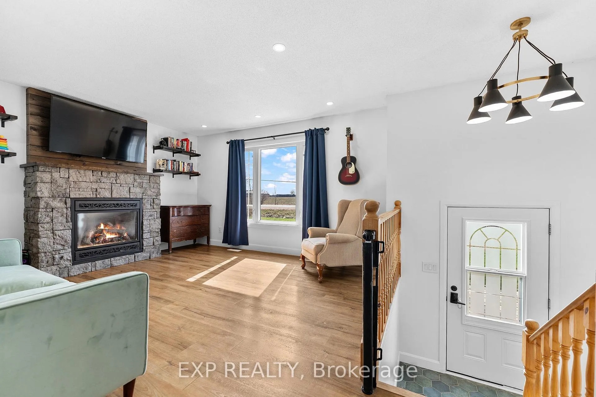 Photo 5 of 1629 White Lake Road, McNab/Braeside, Mcnab/Braeside Twps — HOMEH