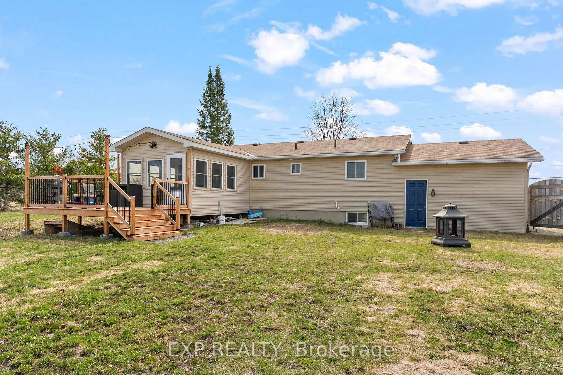 Photo 39 of 1629 White Lake Road, McNab/Braeside, Mcnab/Braeside Twps — HOMEH