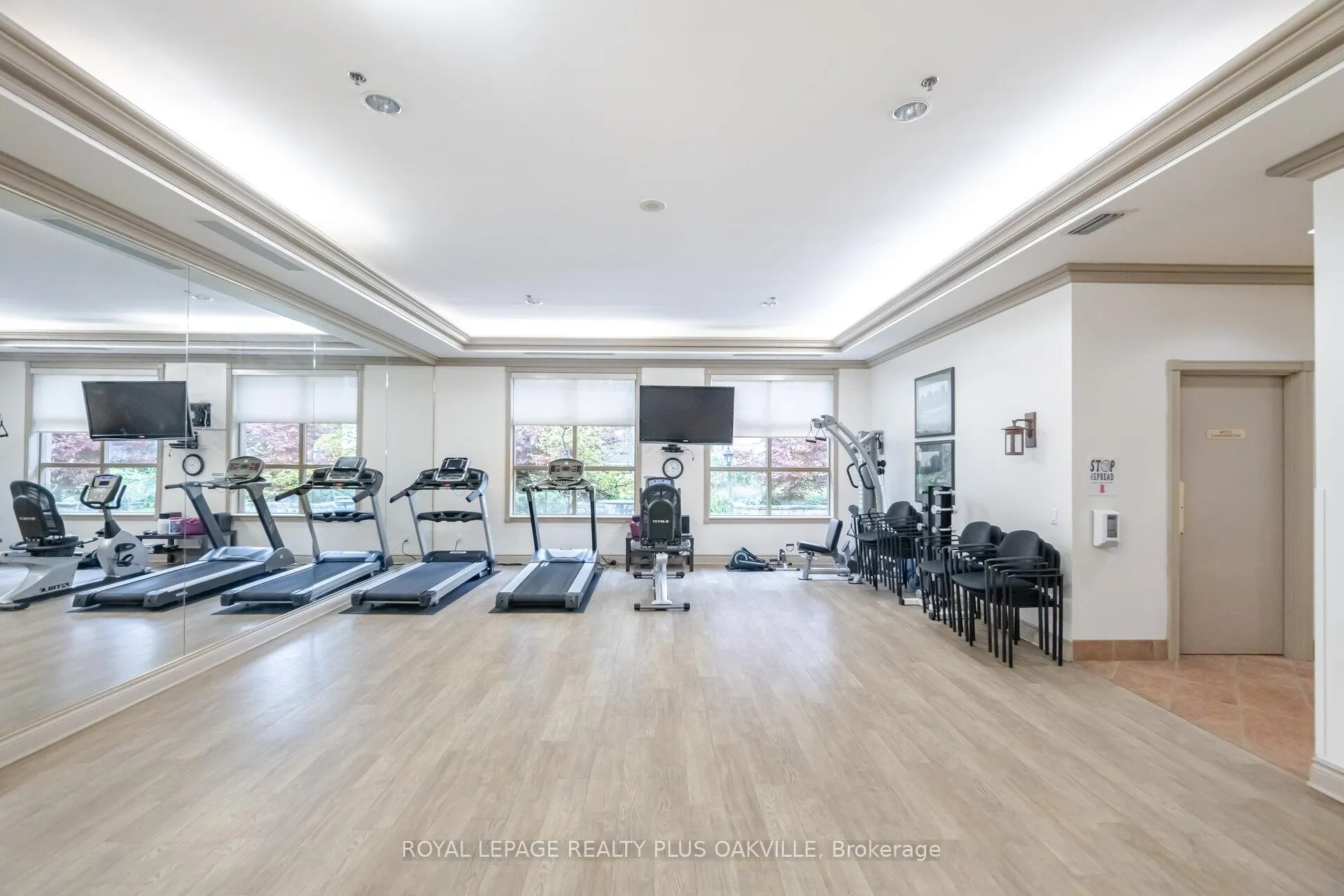 Photo 45 of Unit 1513, 100 Burloak Drive, Burlington, Appleby — HOMEH