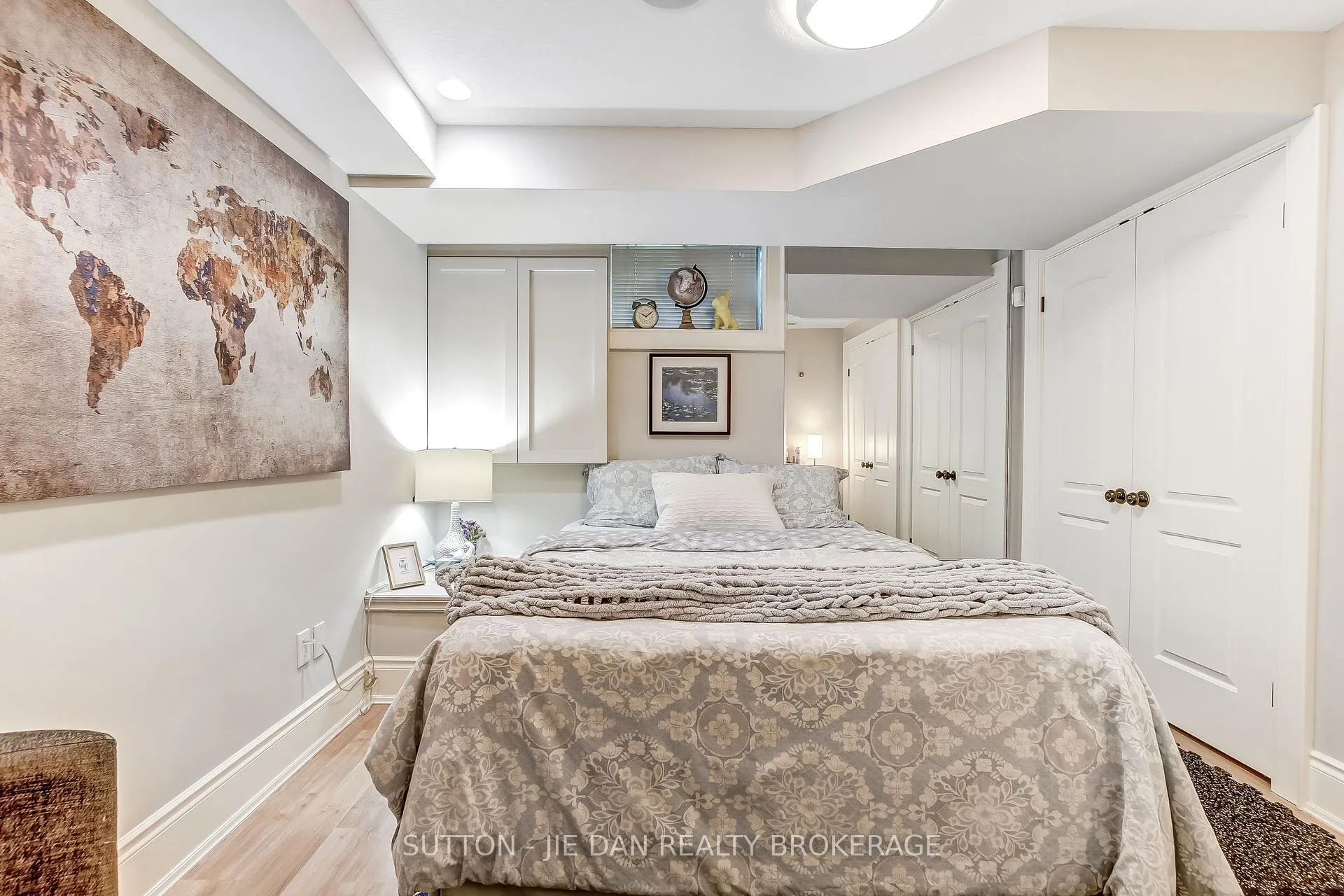 Photo 22 of 369 Kingbird Court, London, North B — HOMEH