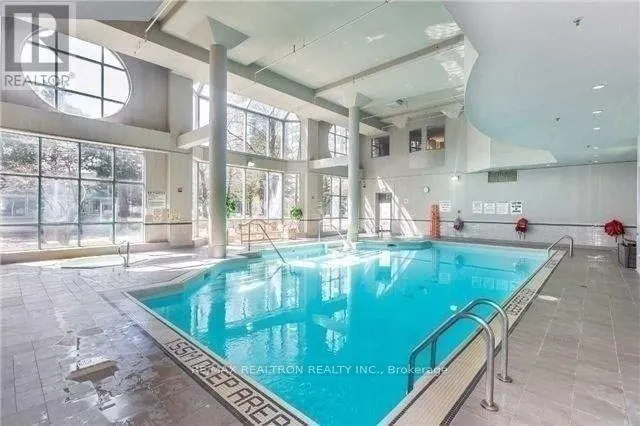 Photo 5 of Unit 905A, 88 Corporate Drive, Scarborough, Woburn — HOMEH