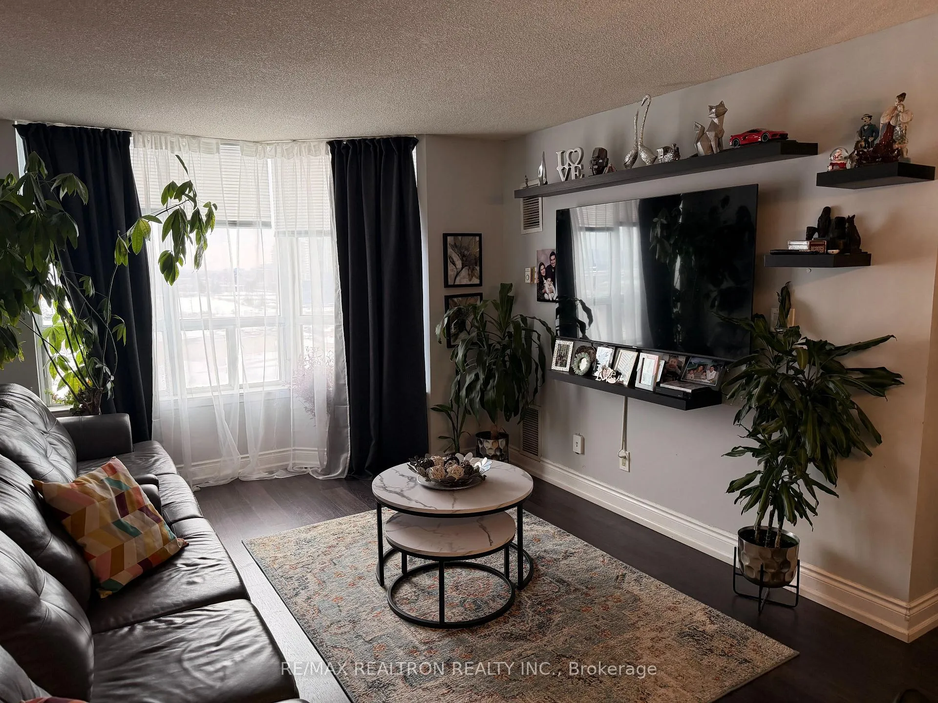 Photo 10 of Unit 905A, 88 Corporate Drive, Scarborough, Woburn — HOMEH