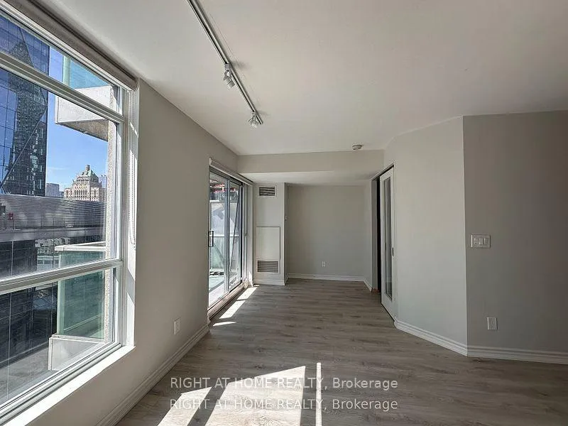 Photo 9 of Unit 1514, 18 Yonge Street, Toronto, Waterfront Communities — HOMEH