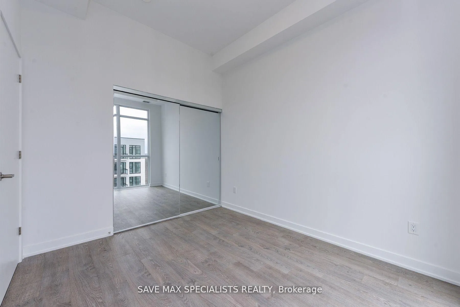 Photo 6 of Unit 614, 770 Whitlock Avenue, Milton, Cobban — HOMEH